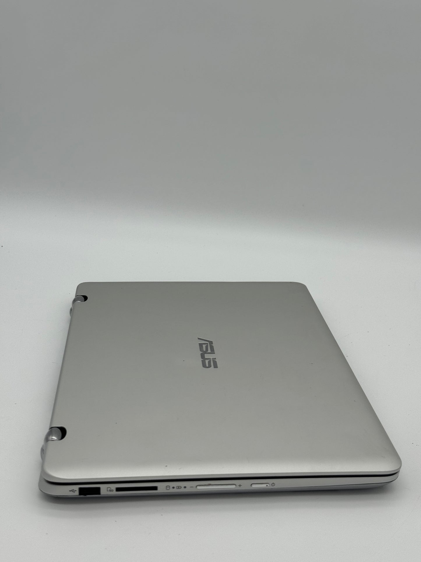 Asus Q304U Laptop - 11" Core i5, 256GB SSD, 6GB RAM, Gray - Used