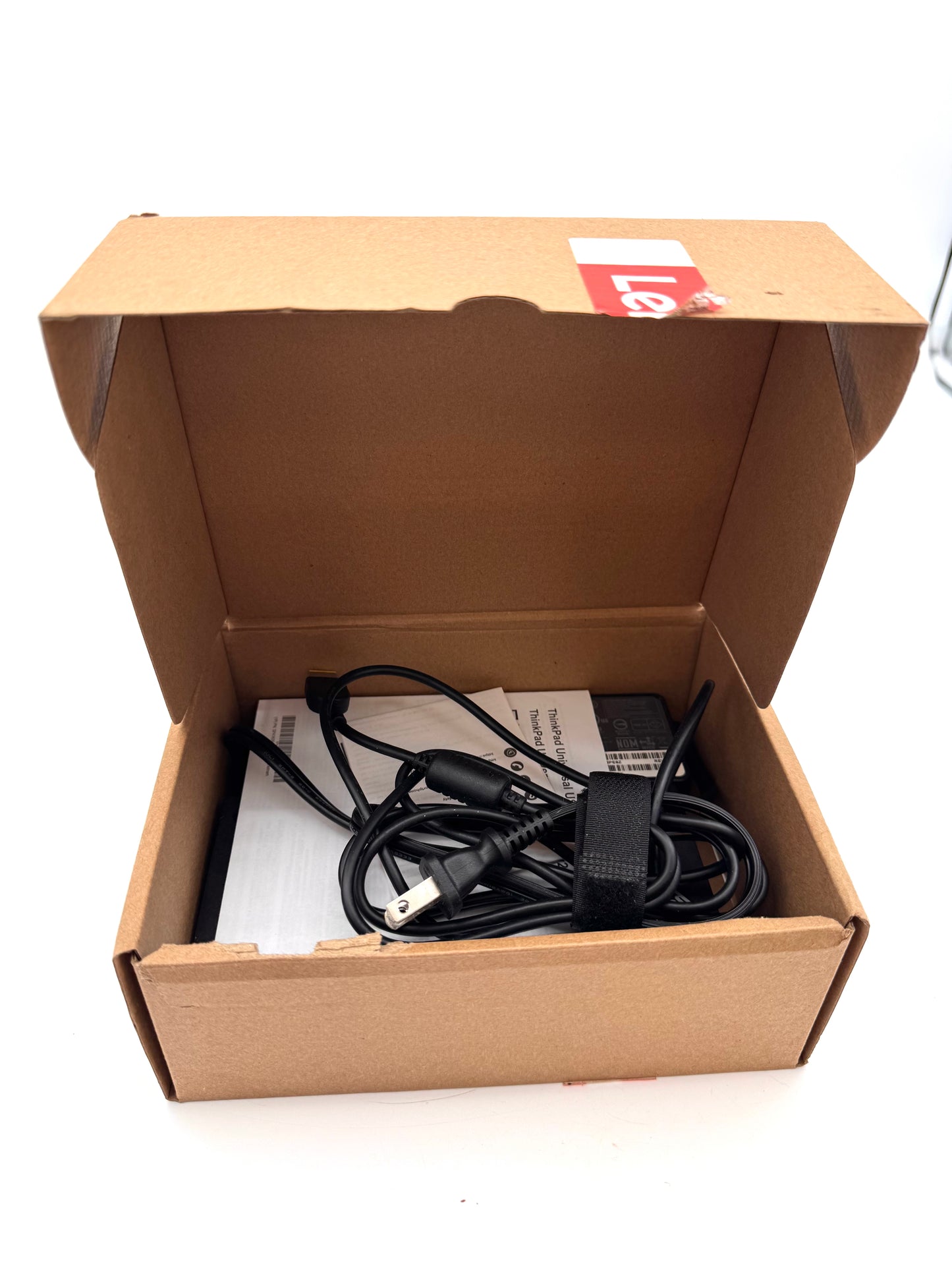 Lenovo ThinkPad Universal USB-C Docking Station 40AY 90W Adapter Open Box Mint