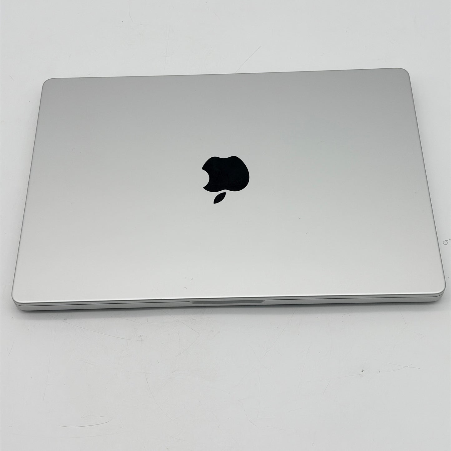 Apple MacBook Pro 14" M5 16GB RAM 1TB SSD Silver A3434 2025 "Used A" 43 CYCLES