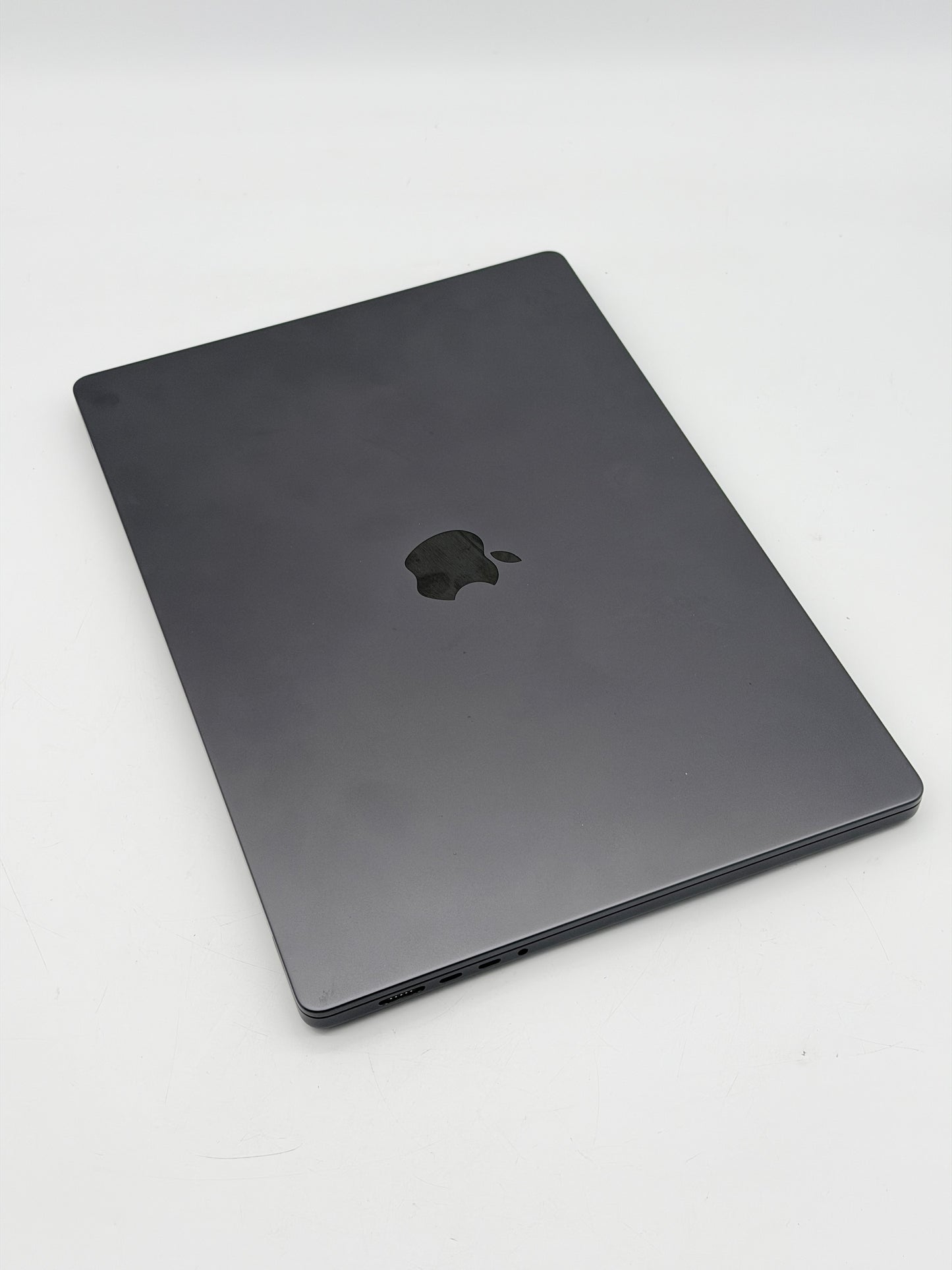 Apple MacBook Pro 16" M4 Max 128GB RAM 2TB SSD A3186 2024