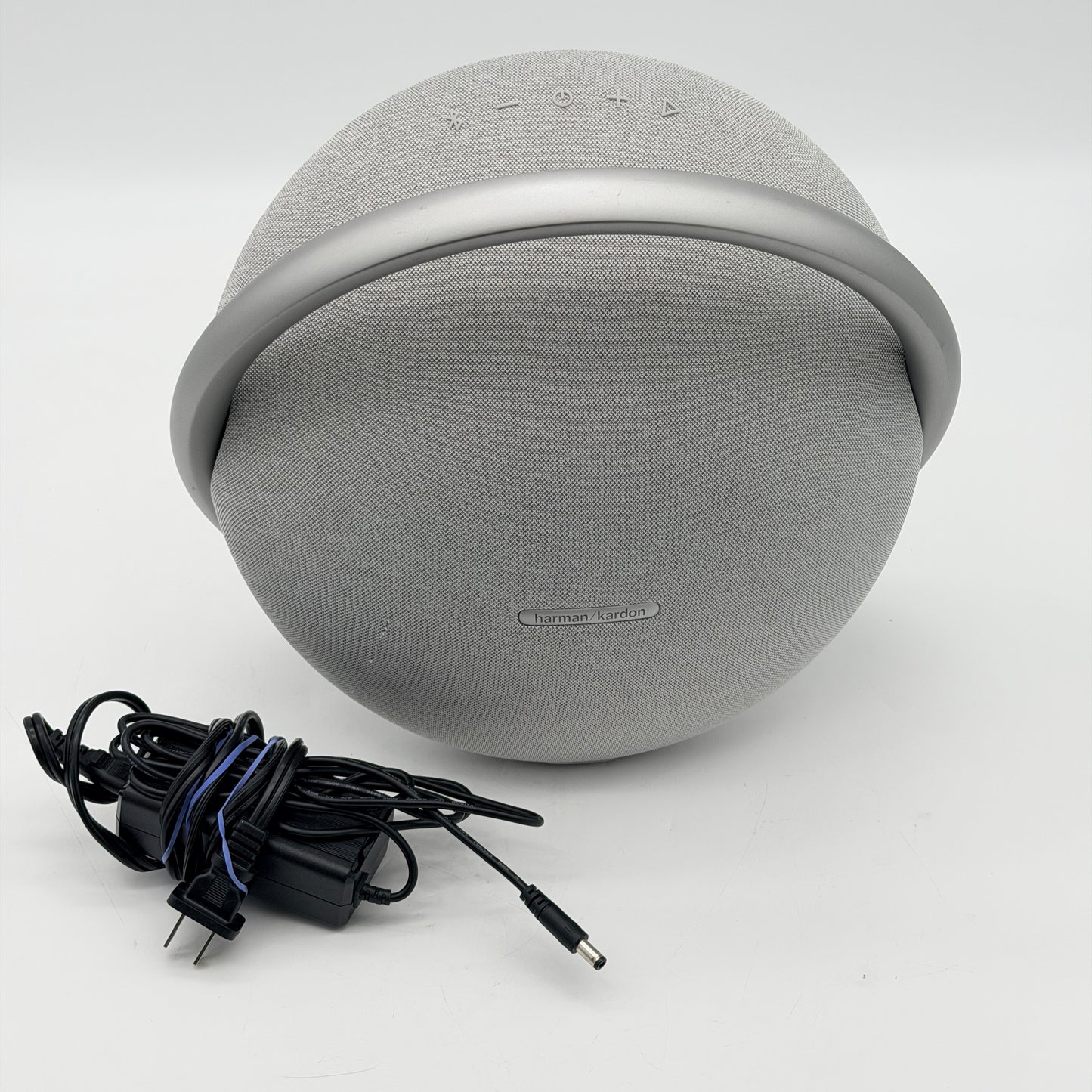 Harman Kardon Onyx Studio 7 2020 Wireless Bluetooth Speaker Silver Used - A