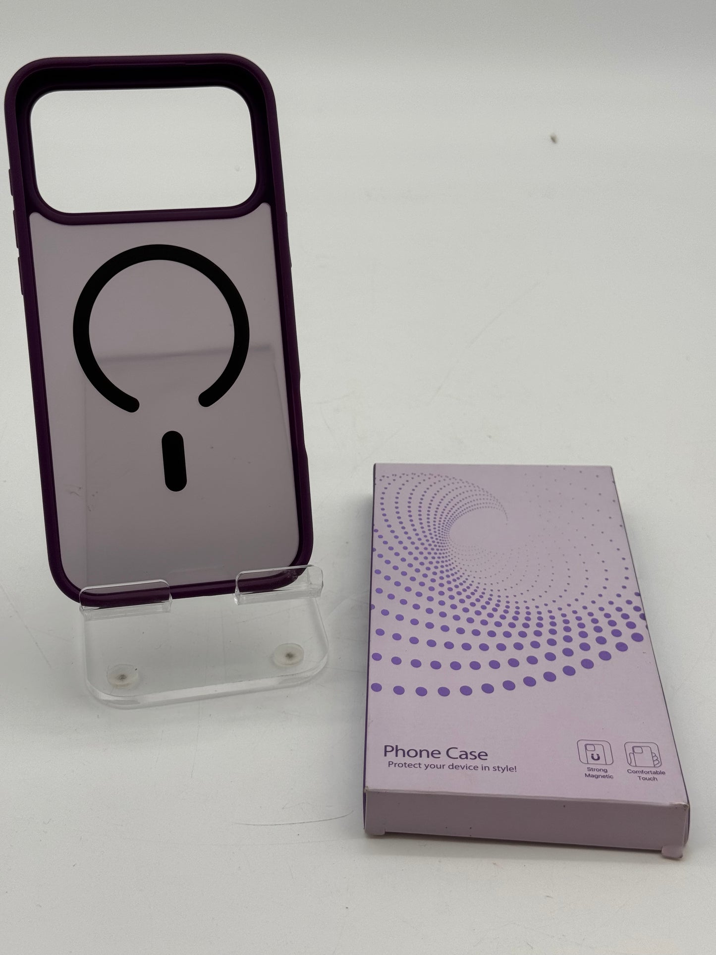 Apple iPhone 17 Pro Max Phone Case Purple - New In Box