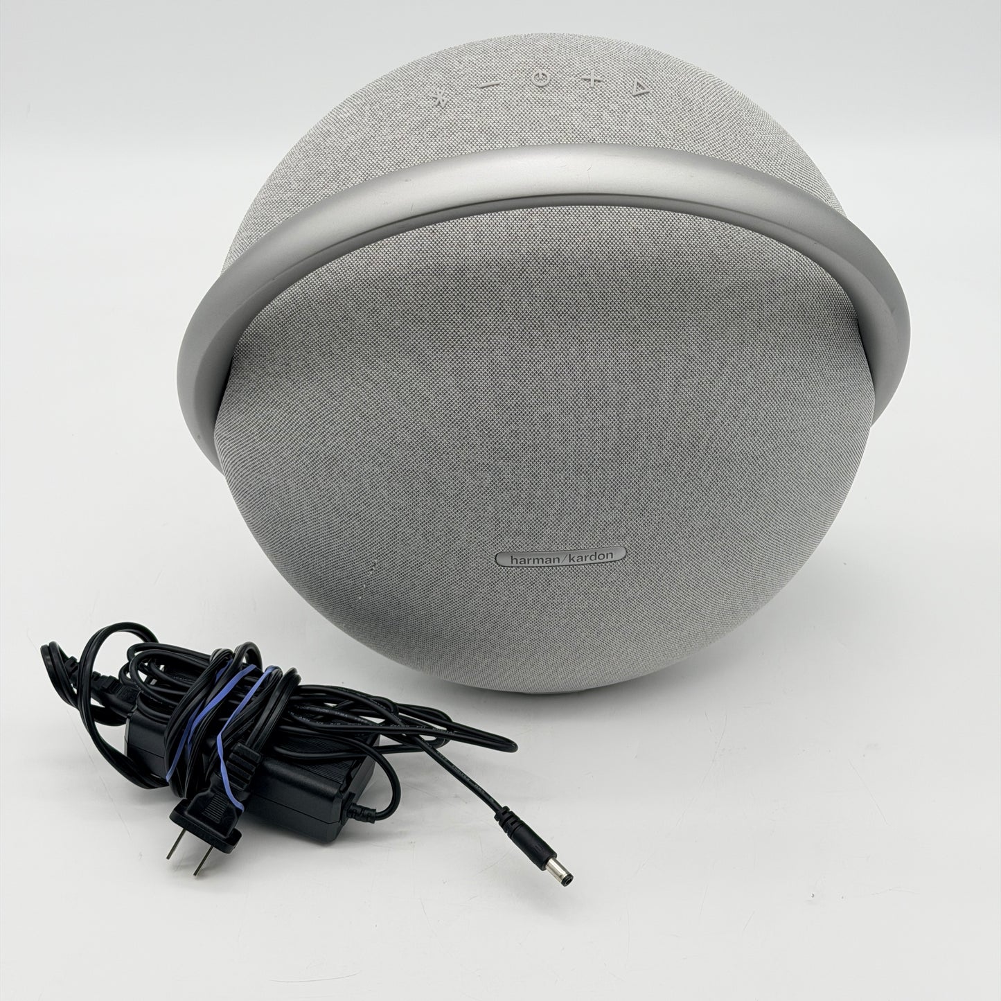 Harman Kardon Onyx Studio 7 2020 Wireless Bluetooth Speaker Silver Used - A