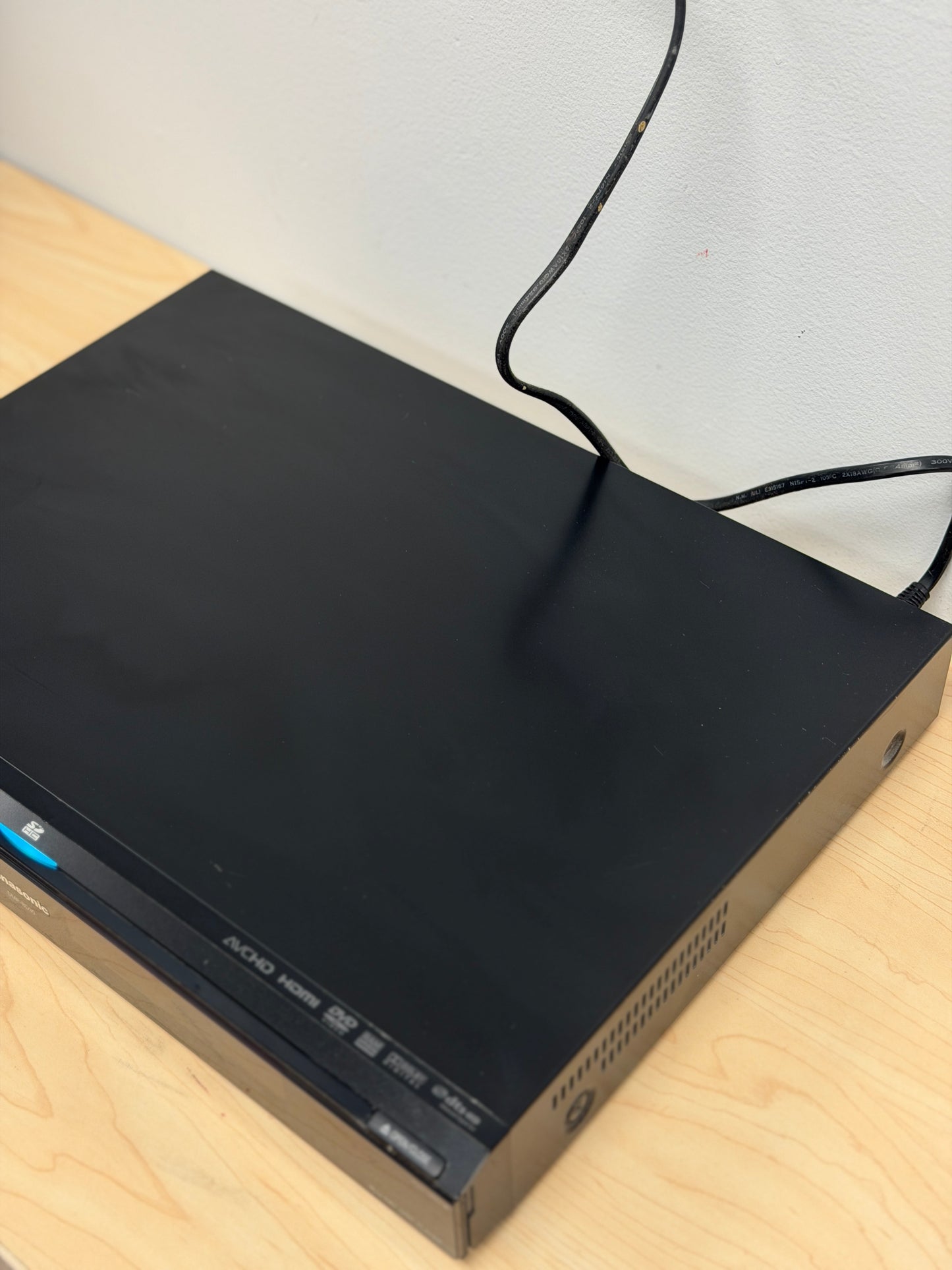 Panasonic Blu-ray Disc Player CD/DVD DMP-BD30 Tested And Working