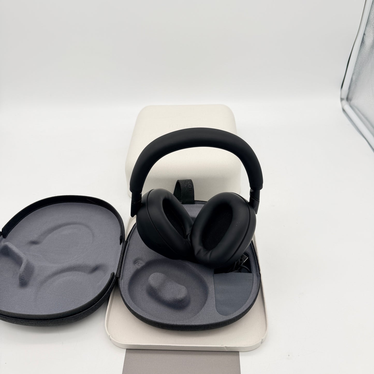 Sony WH-1000XM6 Wireless Noise Canceling Over-Ear Headphones Black WH-1000XM6/B