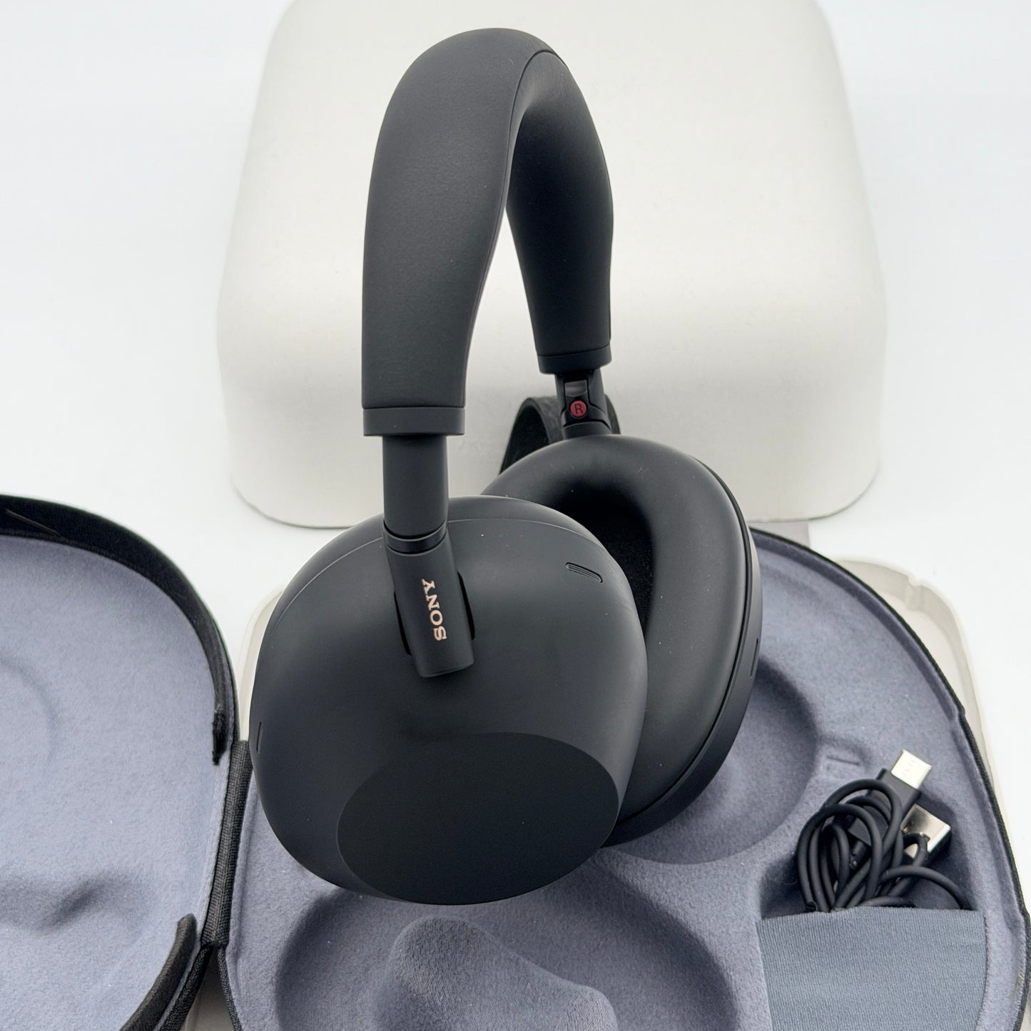 Sony WH-1000XM6 Wireless Noise Canceling Over-Ear Headphones Black WH-1000XM6/B
