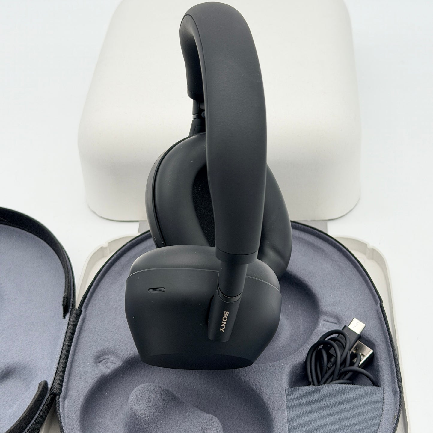 Sony WH-1000XM6 Wireless Noise Canceling Over-Ear Headphones Black WH-1000XM6/B