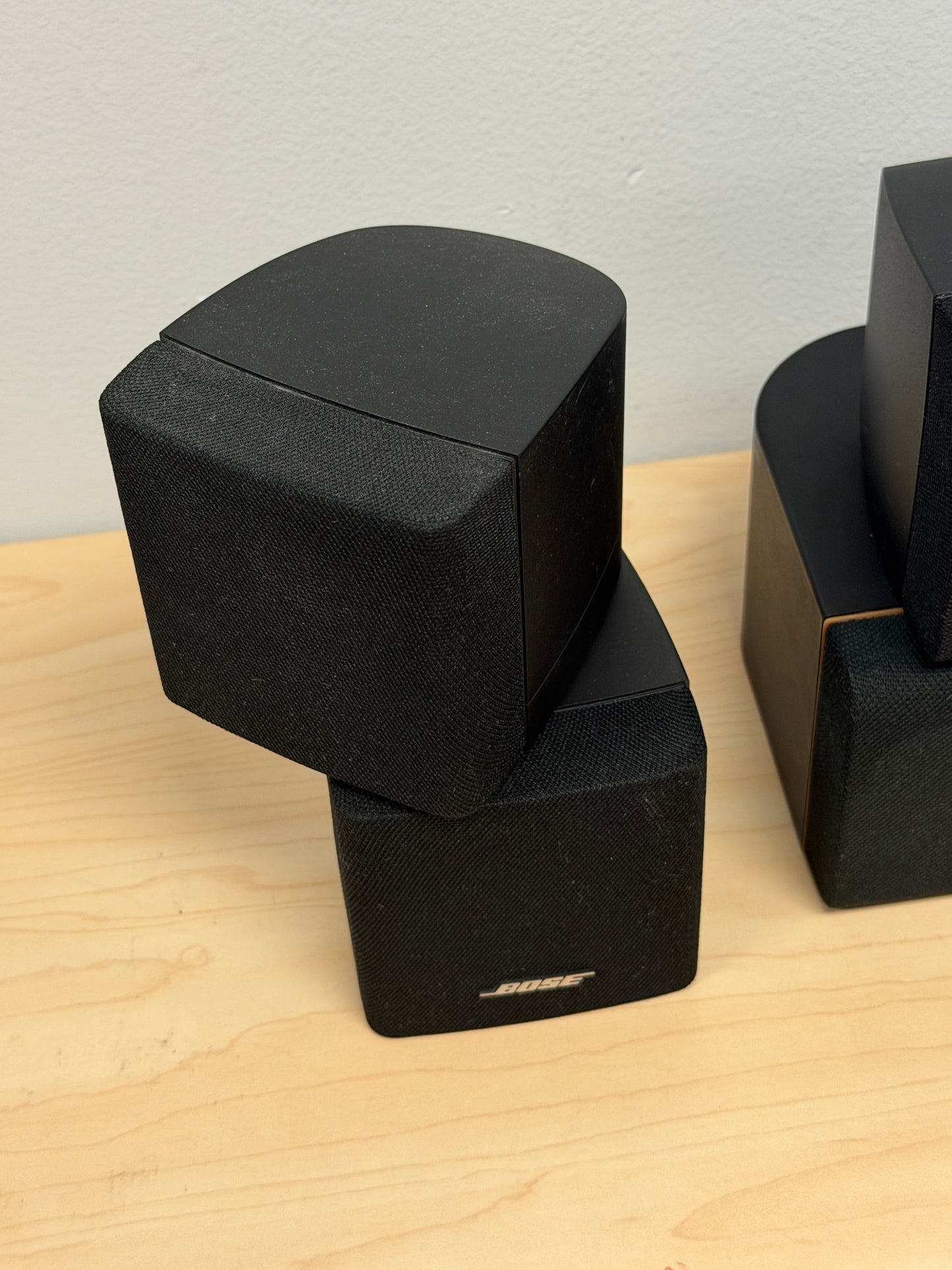 Bose Acoustimass Four Cube Shaped Speakers Works Surround Sound