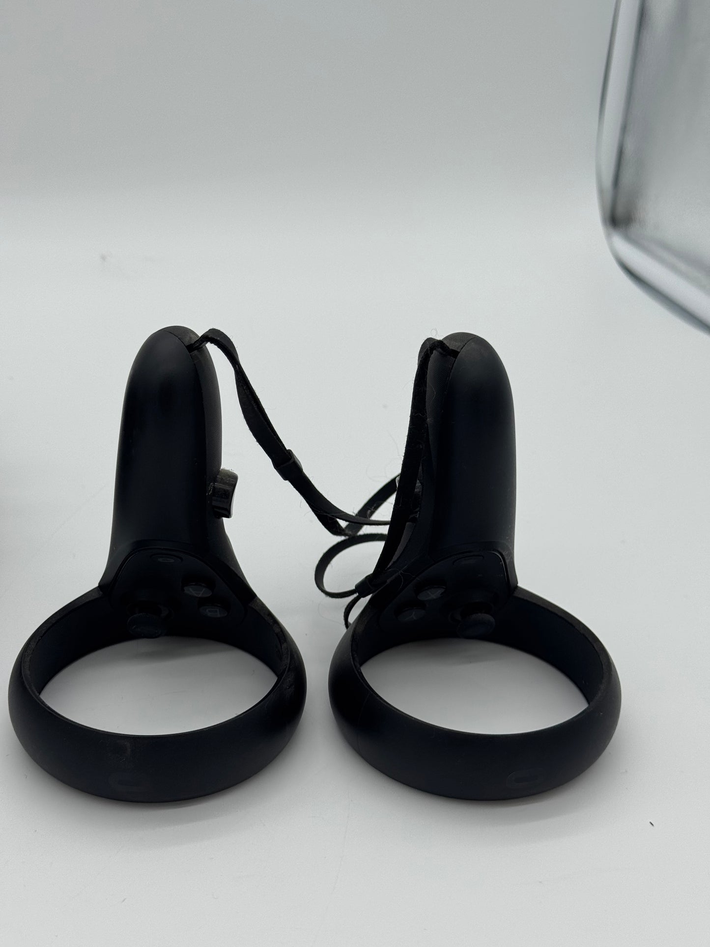Oculus Quest Video Game System - Used - 64GB - Black
