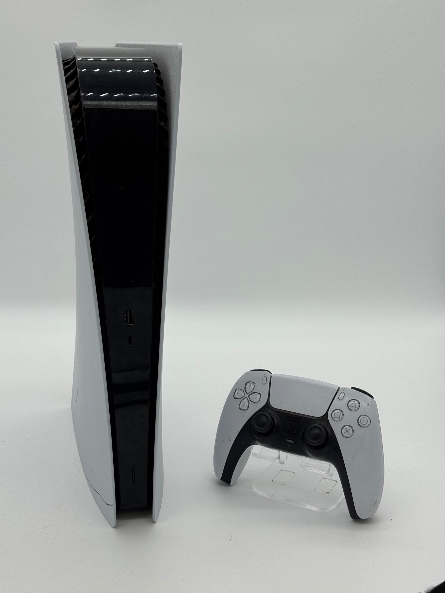 Used Sony CFI-1215B PlayStation 5 Digital Version - 825GB Storage - White