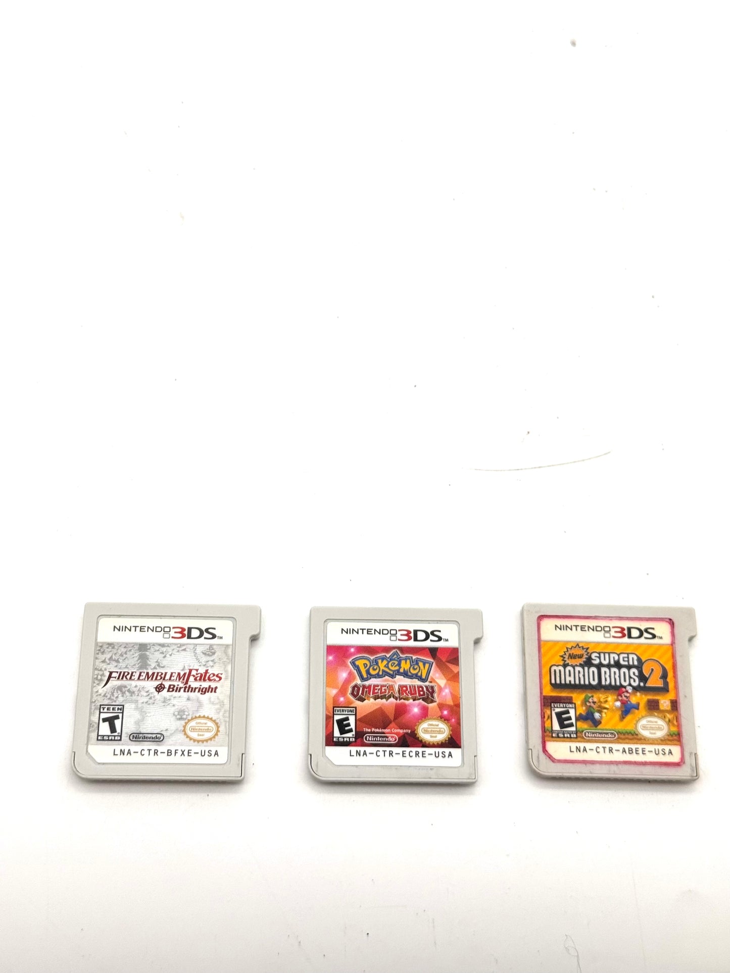Nintendo New 3DS XL (RED-001) 2014 Handheld Console