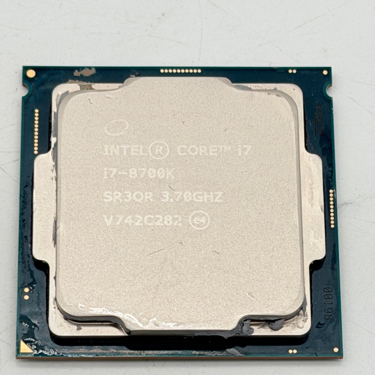 Intel Core i7-8700K 3.70GHz 6-Core 12MB LGA 1151 CPU Processor SR3QR Tested