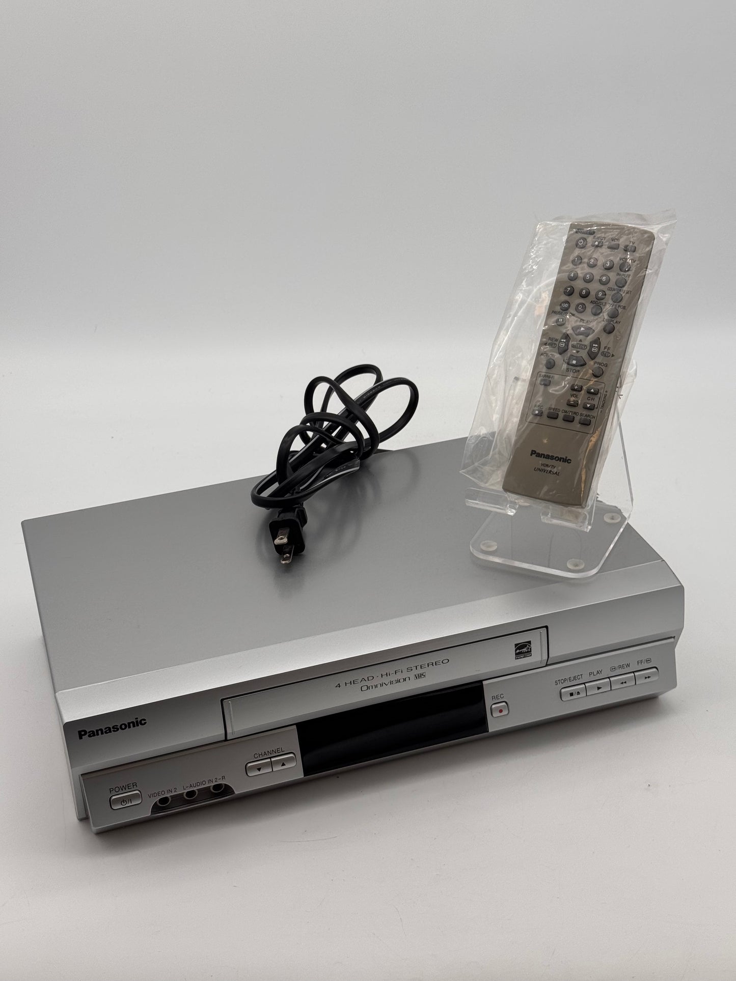 Go-Video DDV9556 Dual Deck VHS VCR Player Copier Hi-Fi Boxed W/ Remote - Tested