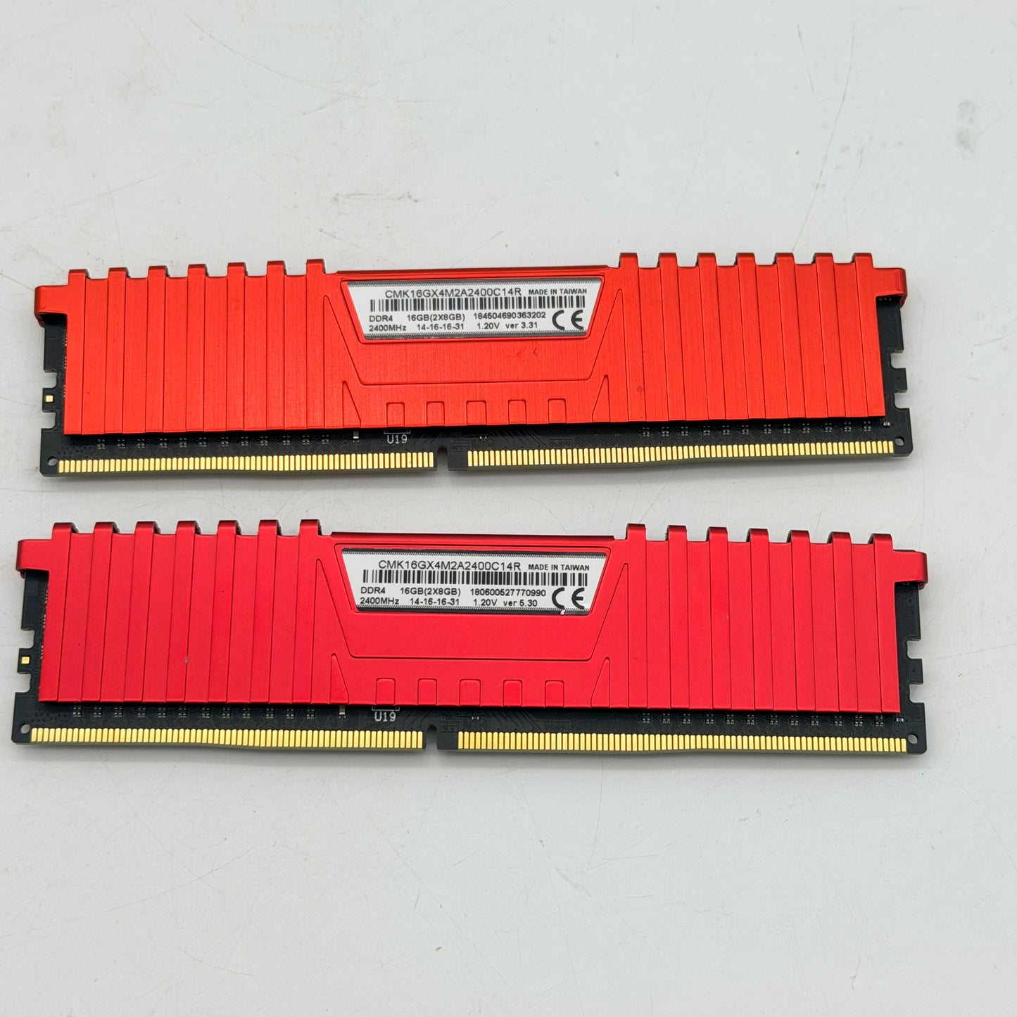 Corsair Vengeance LPX 16GB (2x8GB) DDR4 2400MHz C14 Desktop RAM Kit Red Tested