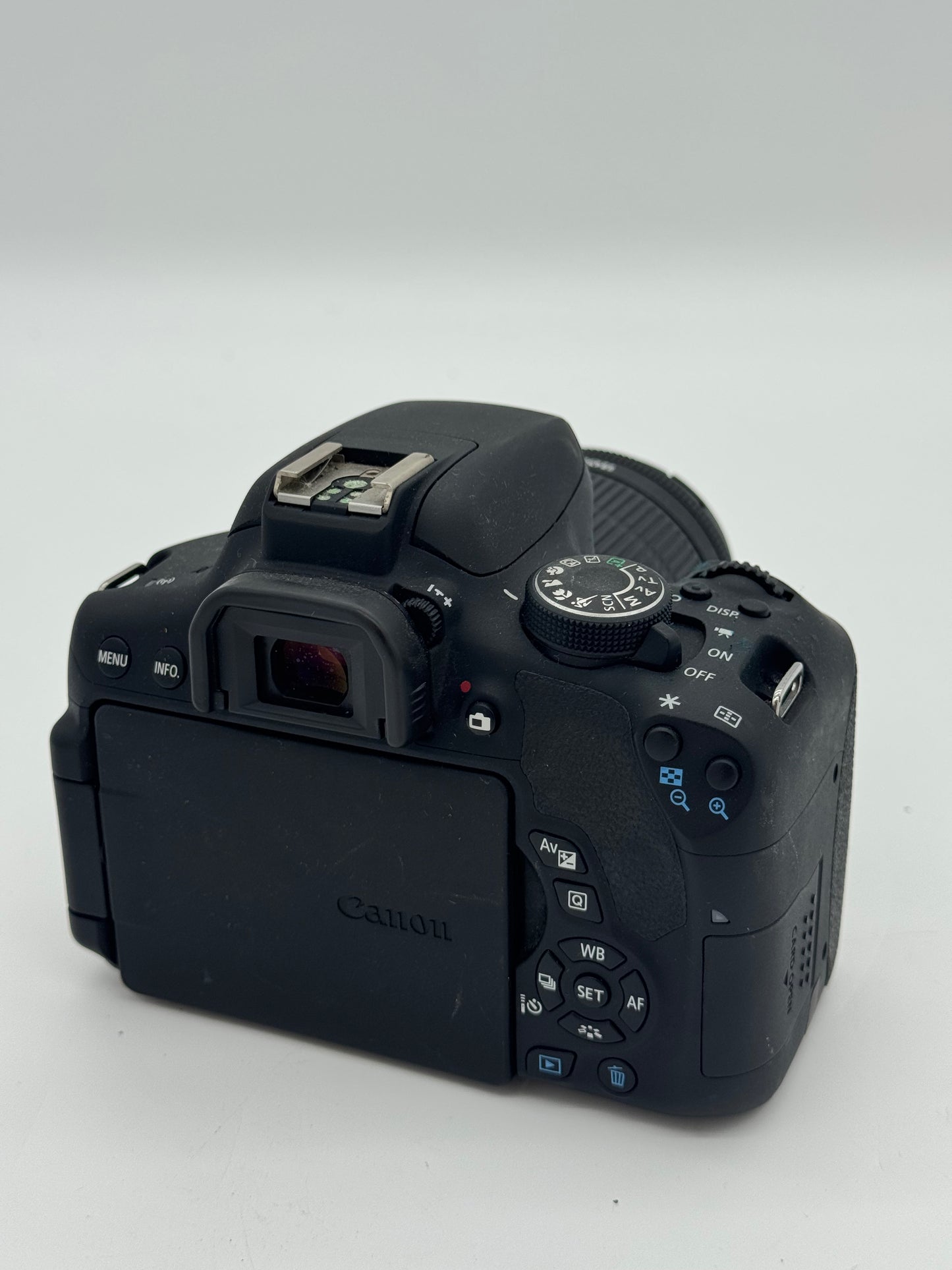 Canon EOS Rebel T6i Digital Camera - Black - Functional Flash & Clear Lens