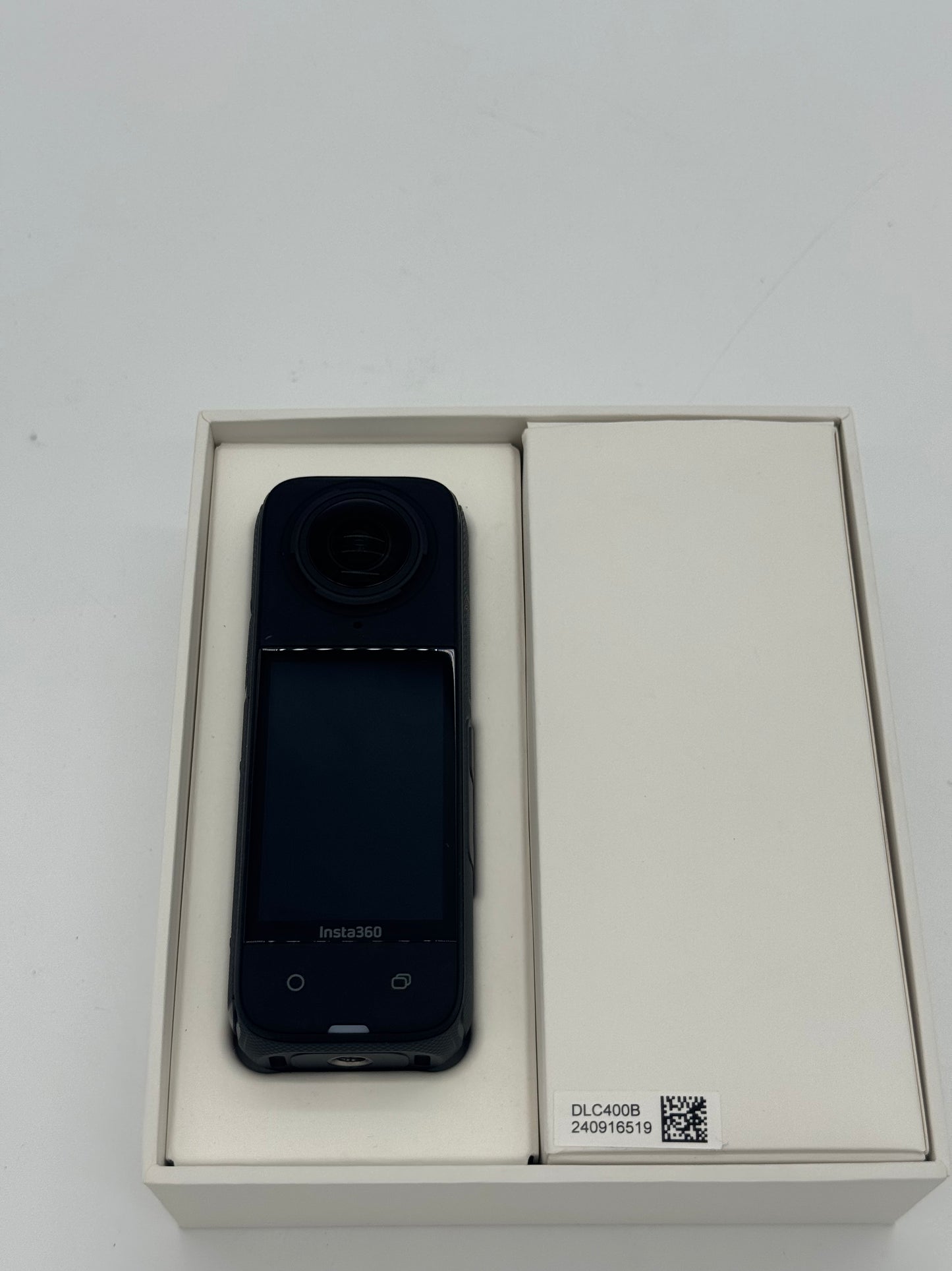 Insta360 8K 360 Action Cam - New Open Box - Black CANNOT CONNECT TO THE 360 APP