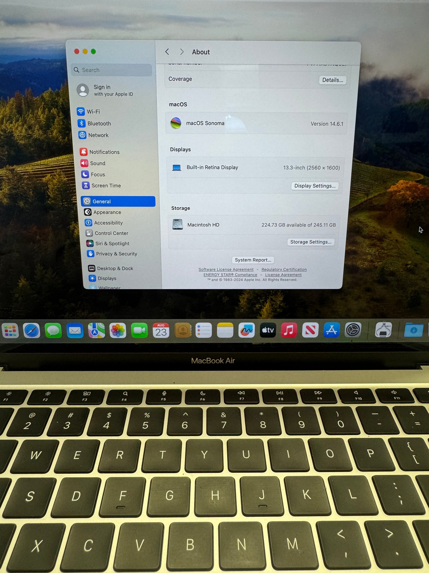 Apple MacBook Air M1 A2337 2020 - 256GB Gray - Used
