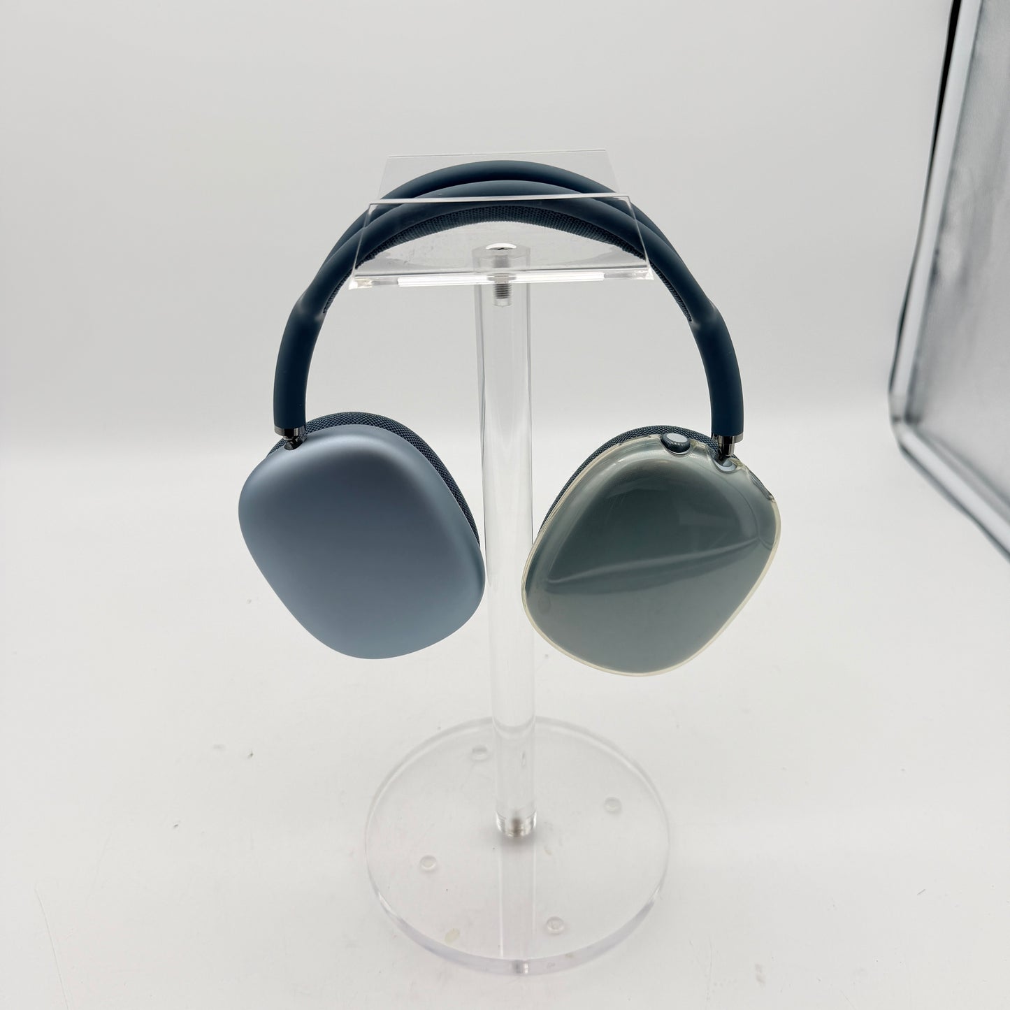 Apple AirPods Max 2024 USB-C Blue Over-Ear Headphones A3184 Genuine - TESTED