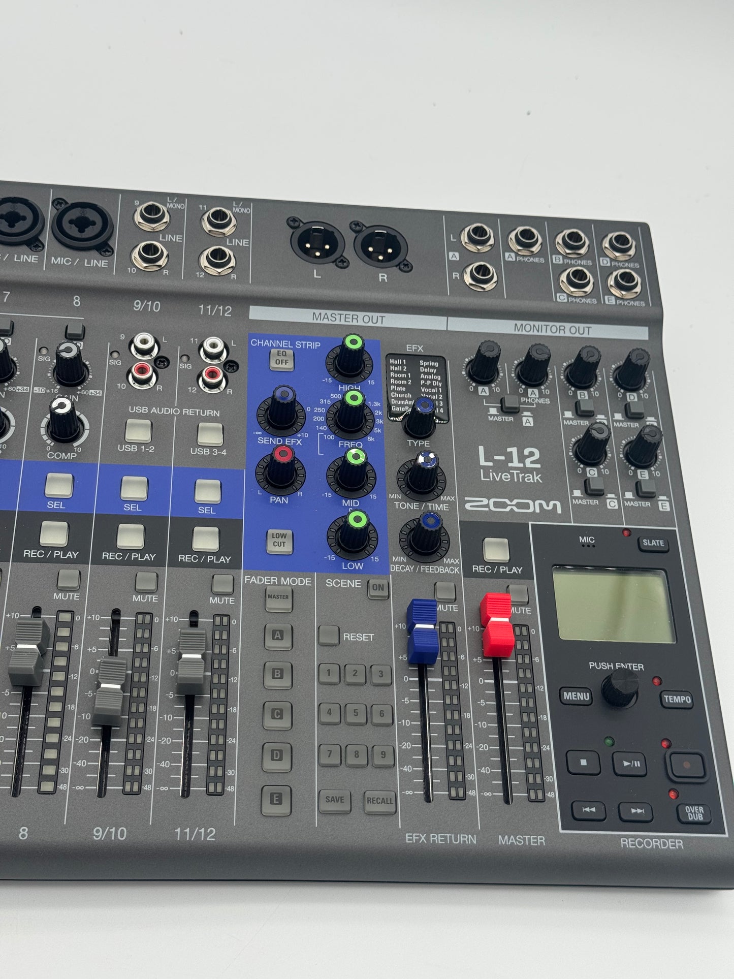Zoom LiveTrak L-12 Multi-Colored DJ Equipment - Used With Box