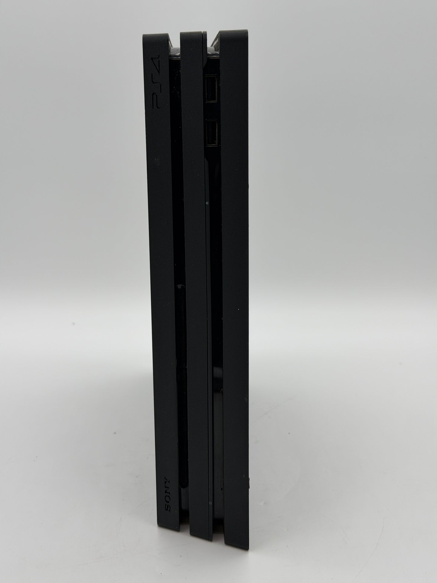 Sony PlayStation 4 Pro 1TB Black CUH-7215B