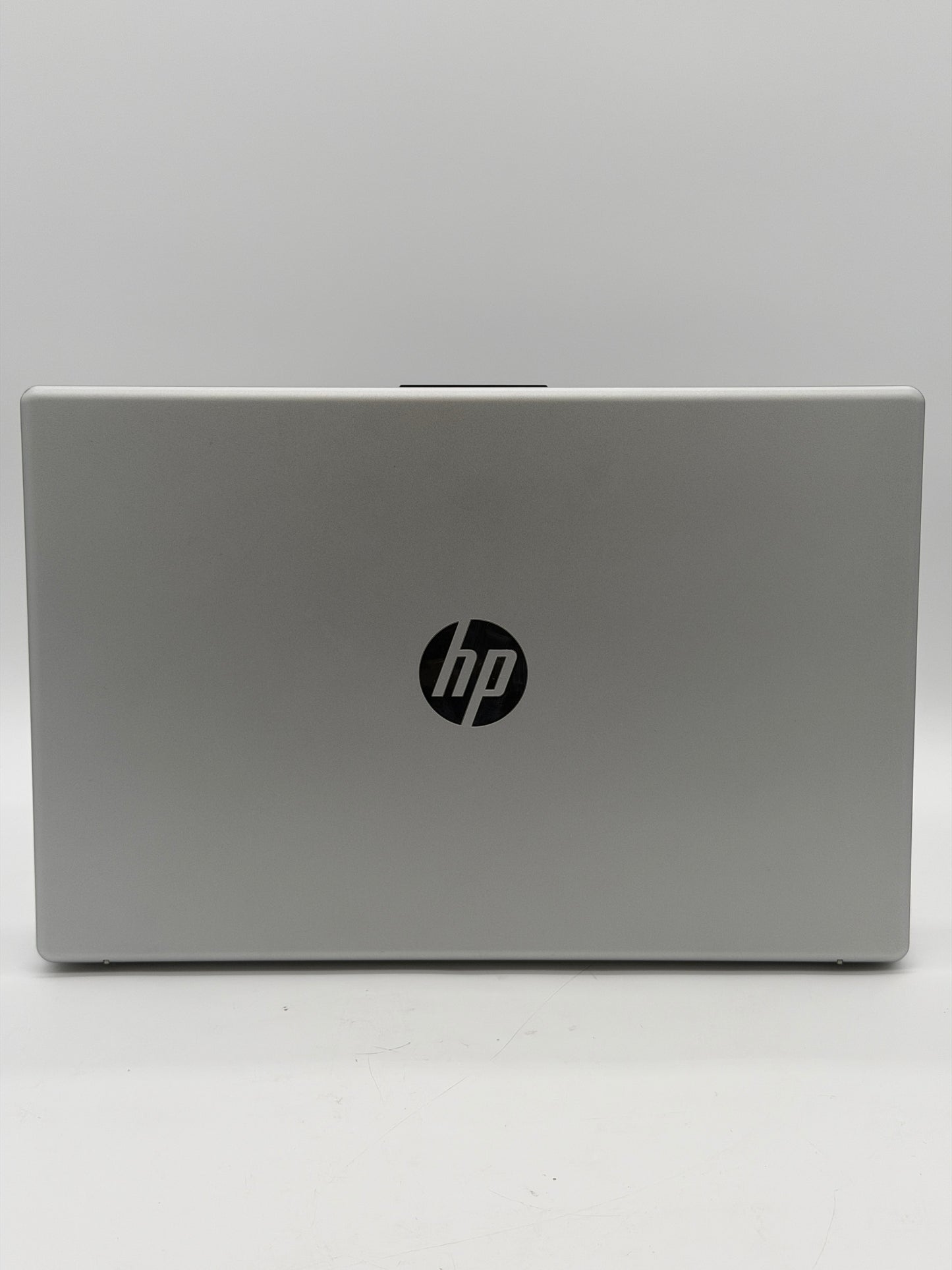 HP Laptop LAPTOP 15-FD0XXX 15.6" intel n200 4GB RAM 128GB