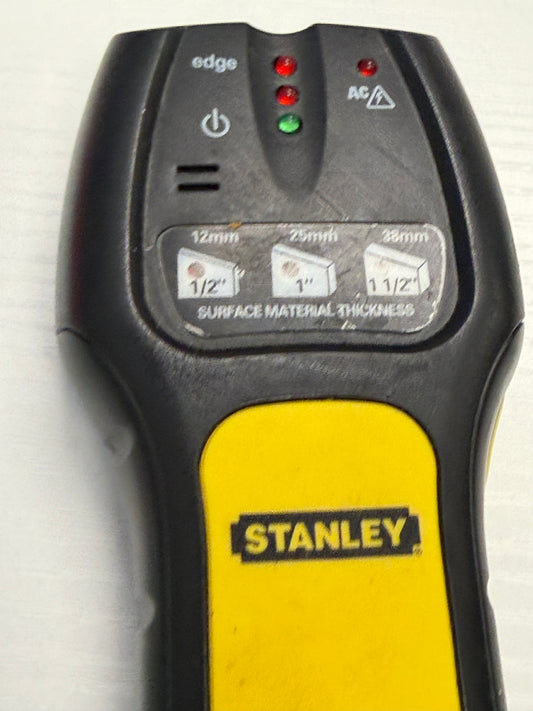 Stanley IntelliSensor 77-110 Stud Finder