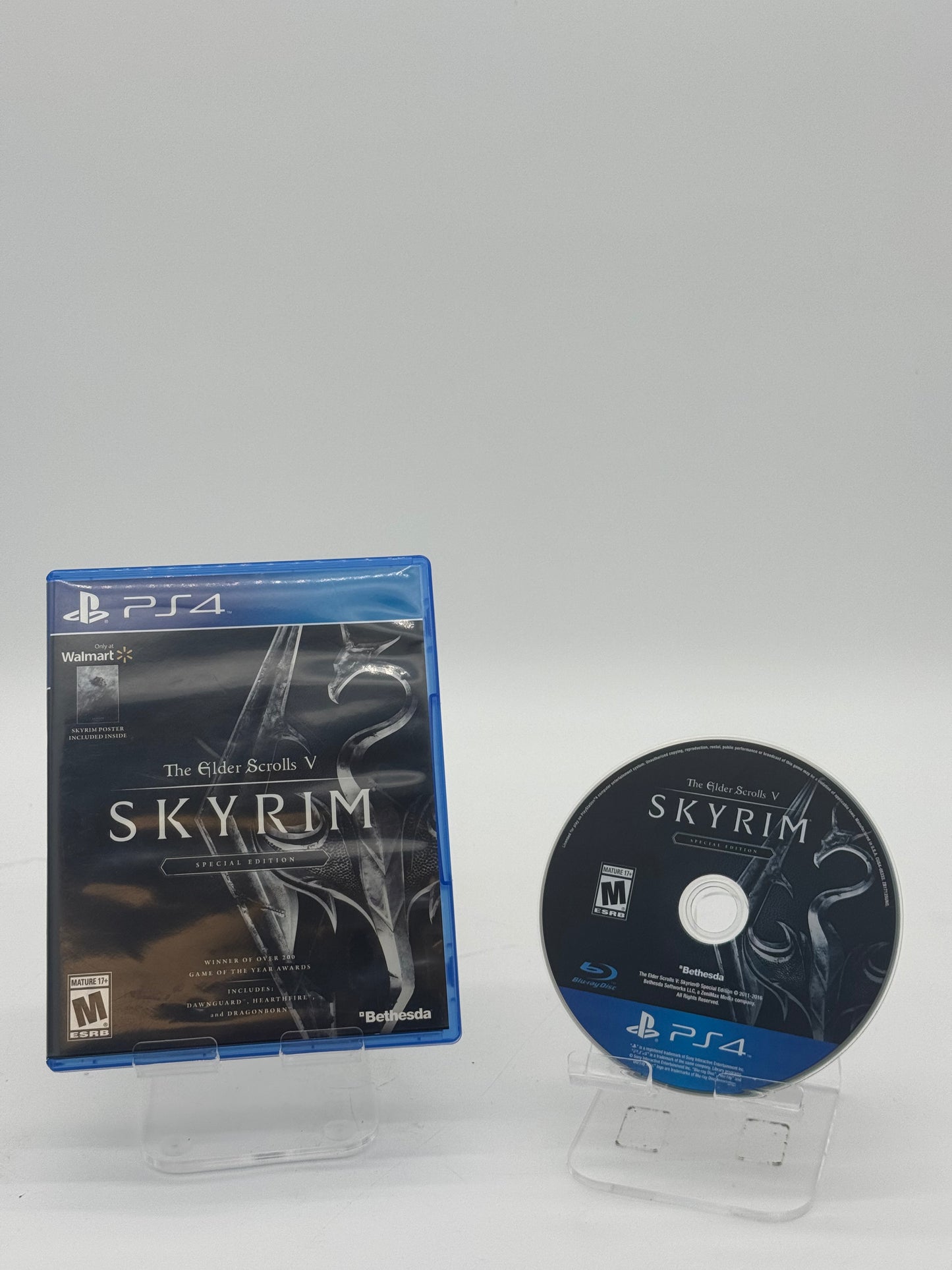 Playstation 4 Elder Scrolls V: Skyrim Special Edition - Used with Box