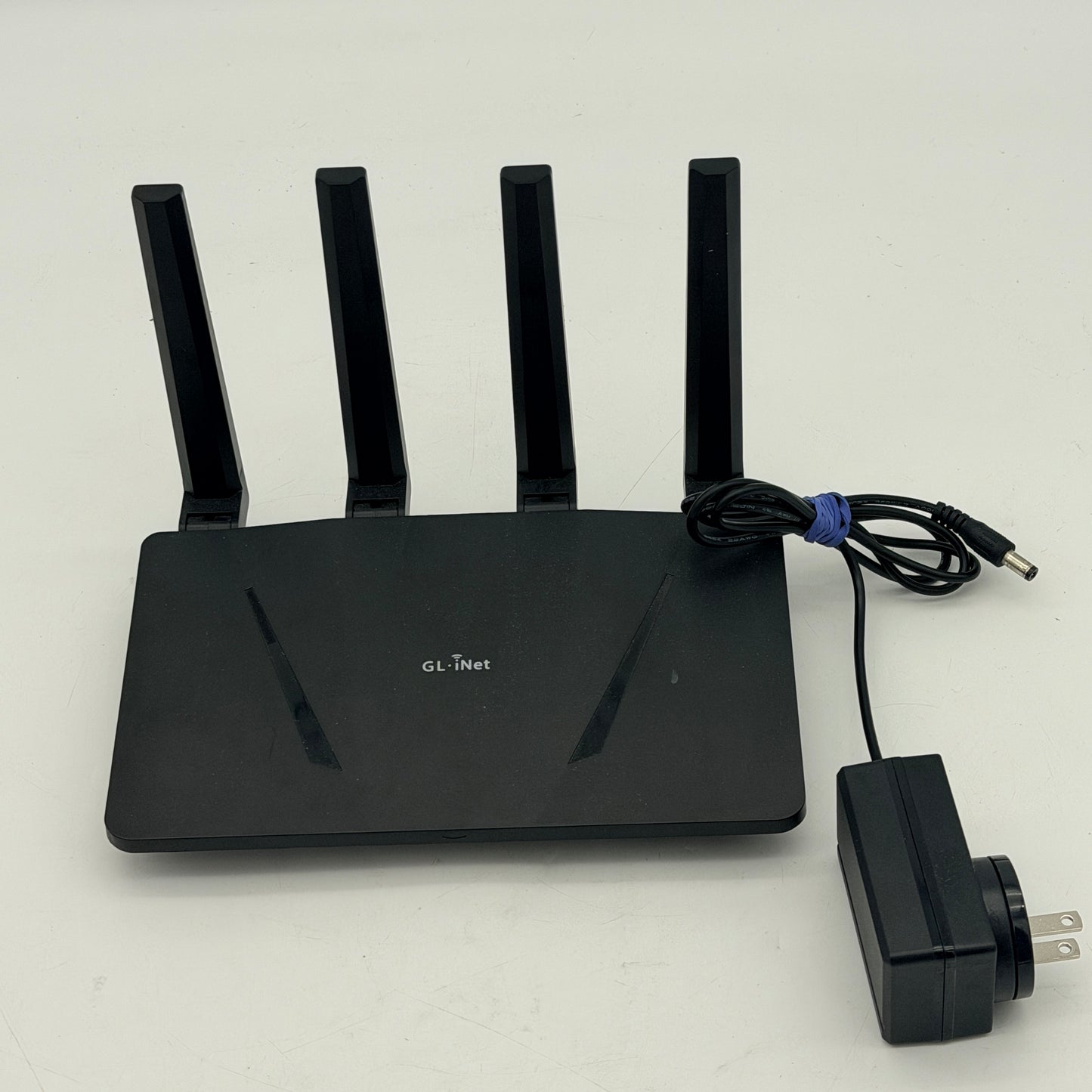 GL.iNet GL-AXT1800 Slate AX Pocket Wi-Fi 6 Gigabit Travel Router OpenWrt VPN