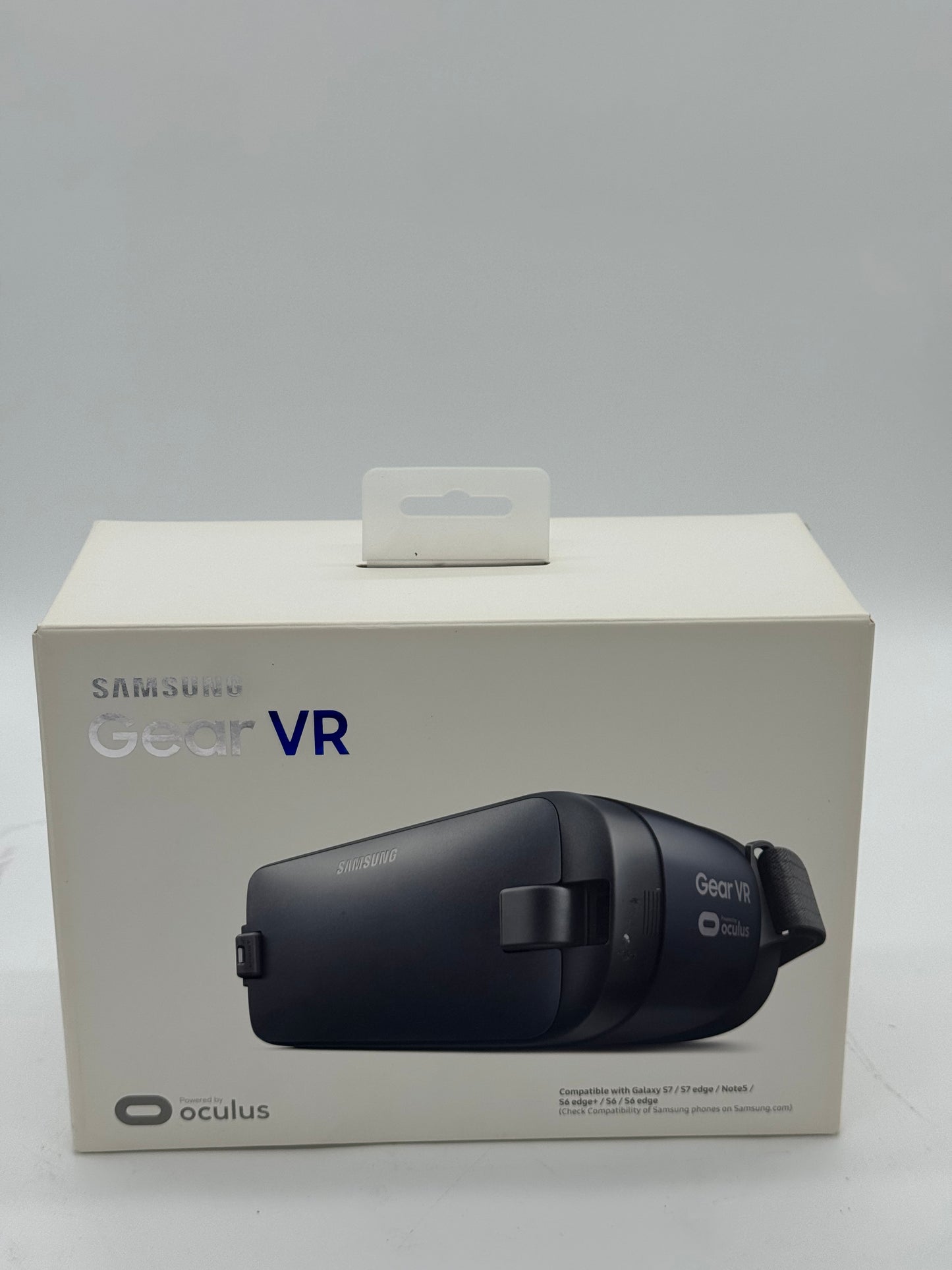 Samsung SM-R323 VR Headset - Used with Box - Excellent Condition - Black