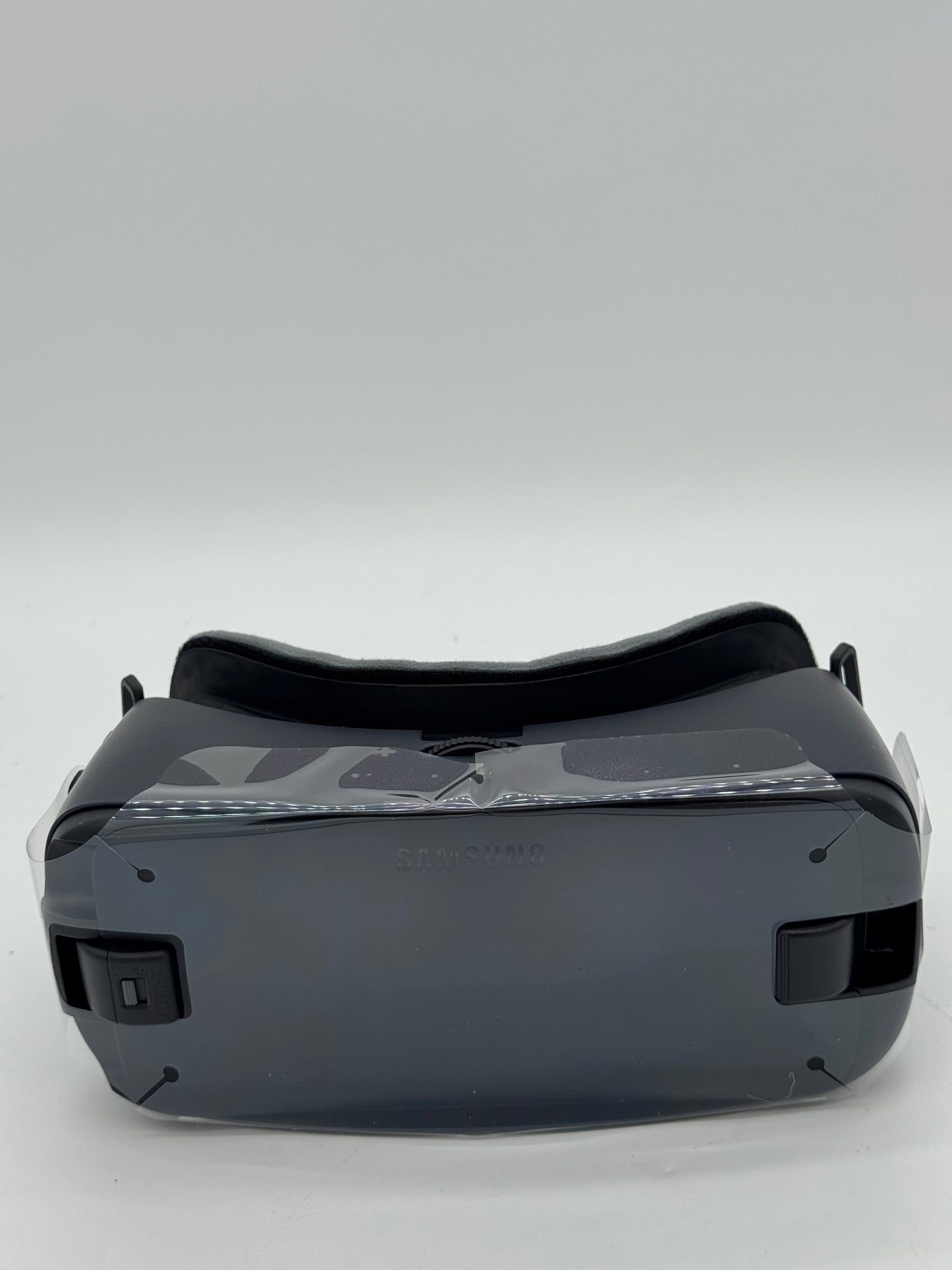 Samsung SM-R323 VR Headset - Used with Box - Excellent Condition - Black