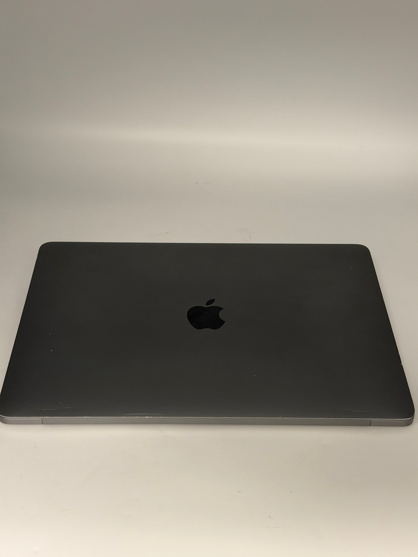 Apple MacBook Pro 13" A1989 2018 - i7 2.6GHz, 16GB RAM, 256GB SSD - Space Gray