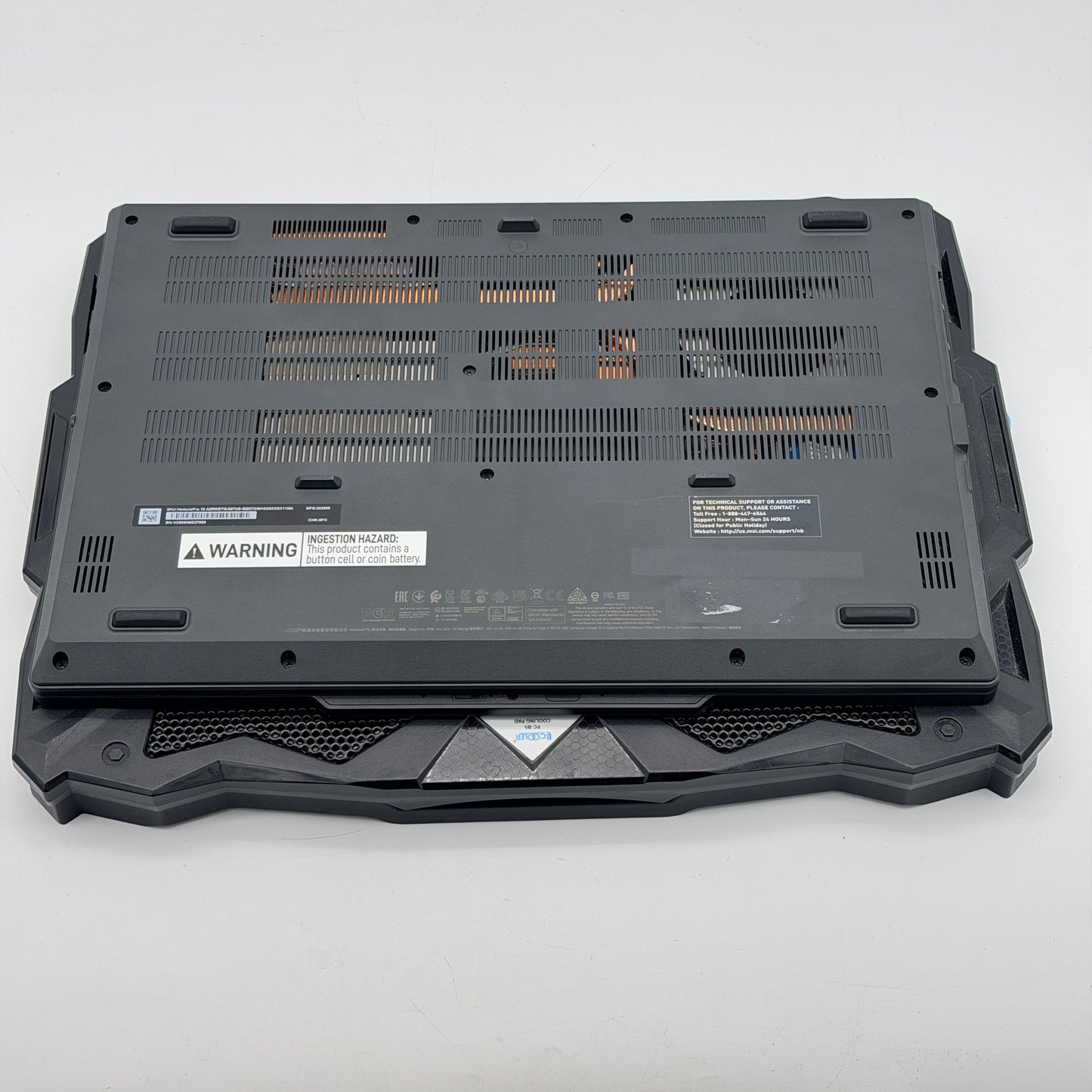 MSI VenturePro 16 MS-2613 Core 7 240H 32GB 1TB RTX 5060 BOOTS TO BIOS PARTS ONLY