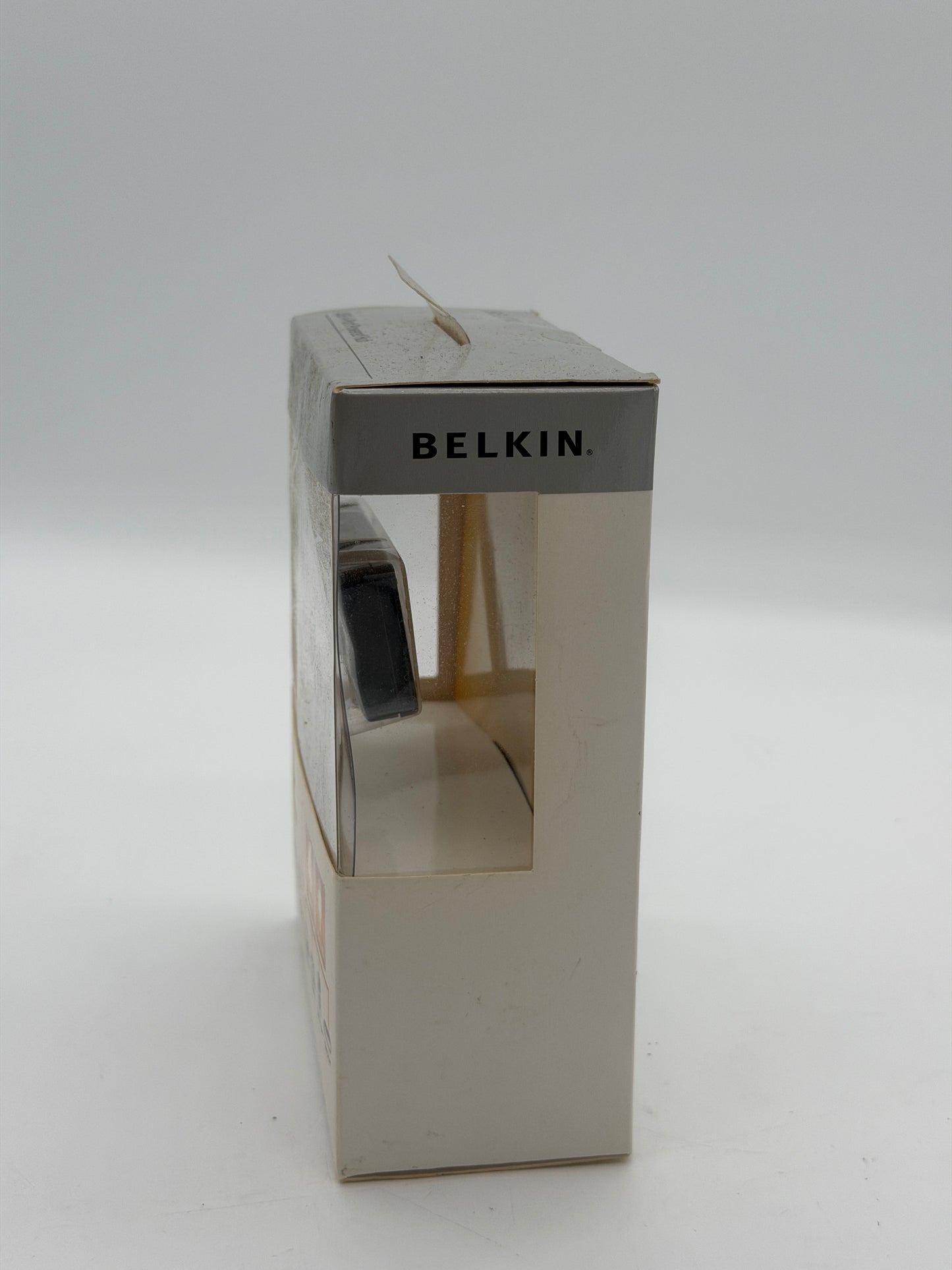 Belkin USB 4-Port Powered Hub - Black - New In Box