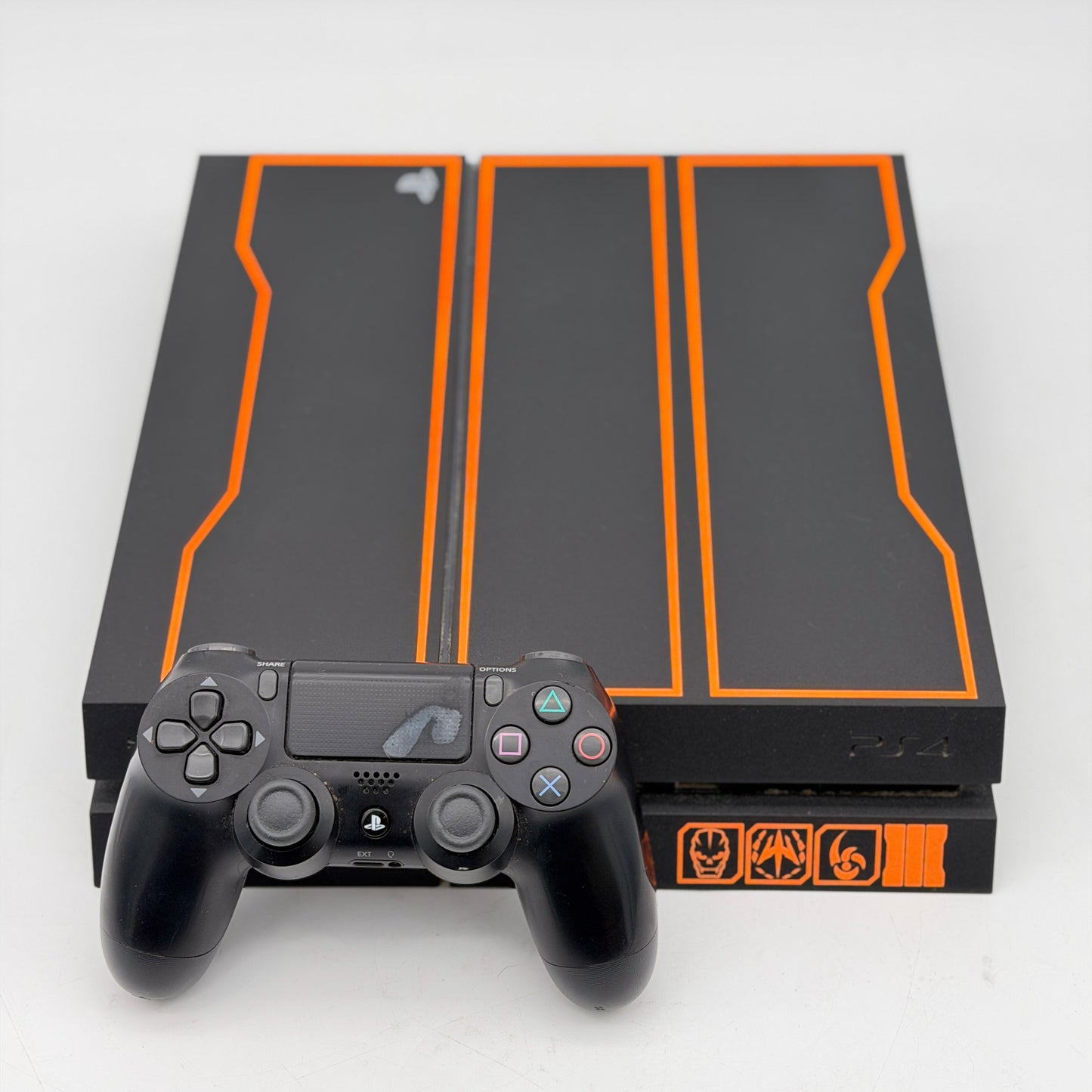 Sony PlayStation 4 PS4 1TB COD Console CUH-1215B w/ Controller