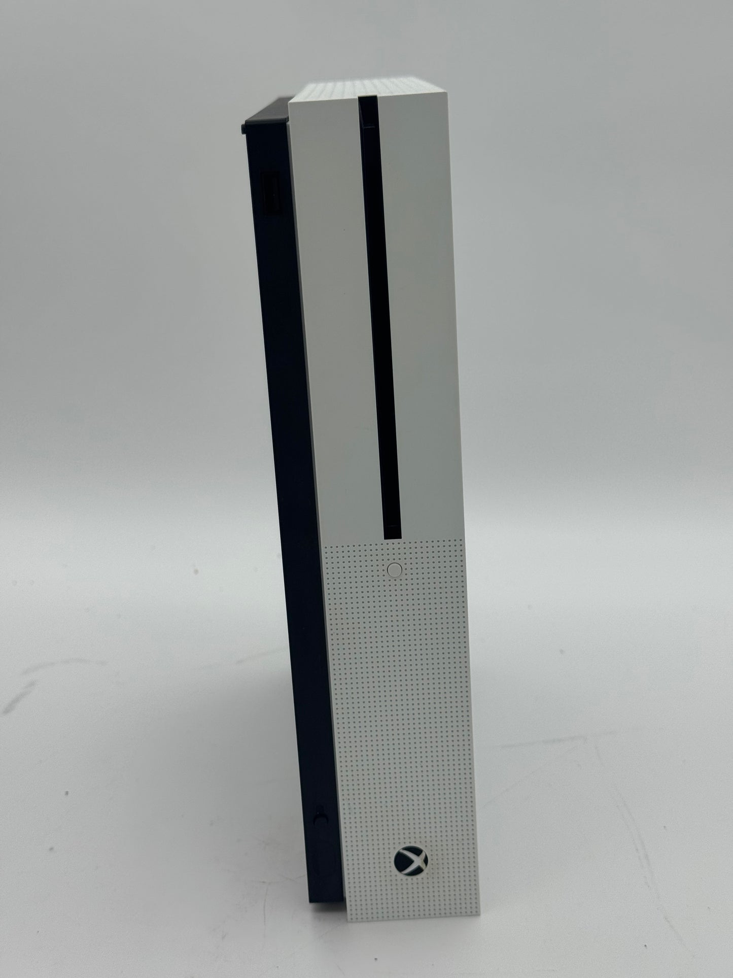Microsoft Xbox One S 2016 (Model: 1681) - 500GB White Video Game System