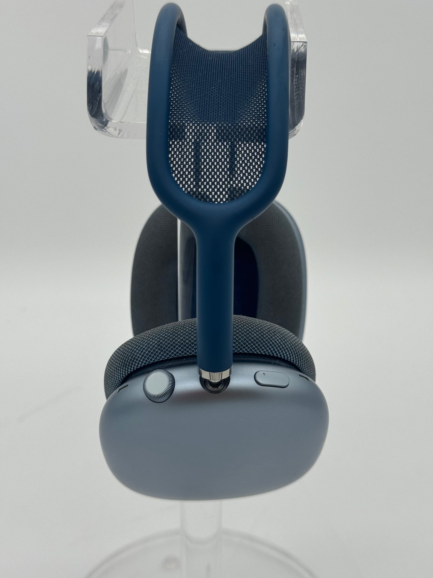 Apple AirPods Max 1st Gen Wireless Headphones in Blue - Carrying Case Included