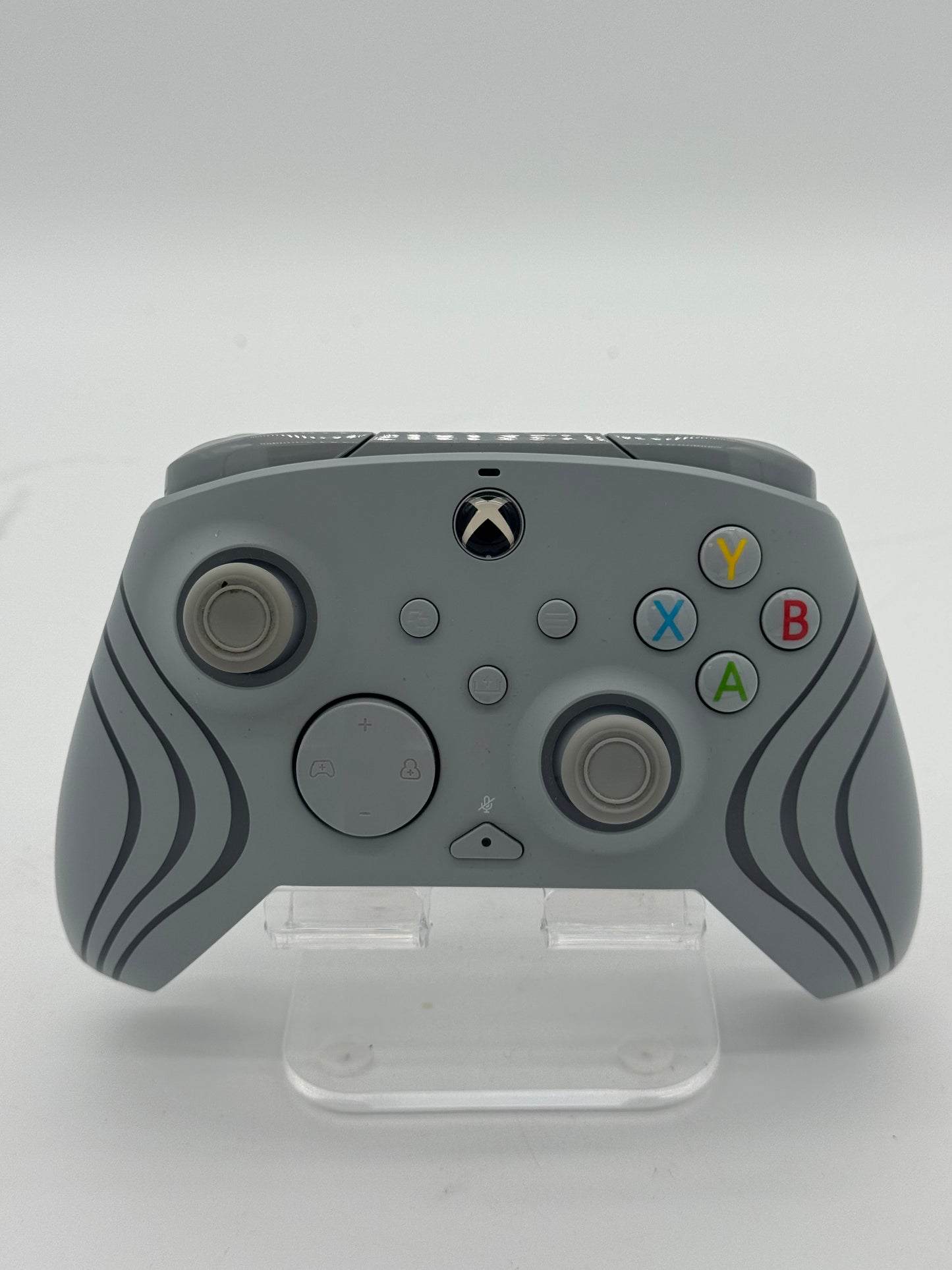 Microsoft Xbox One Wireless Gray Video Game Controller - Used