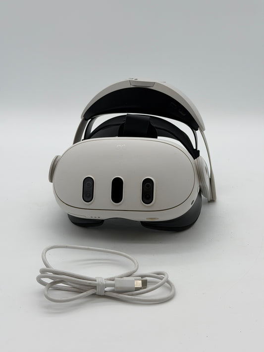 Meta Quest 3 VR Headset Only 128GB - Used - White w/ Battery pack