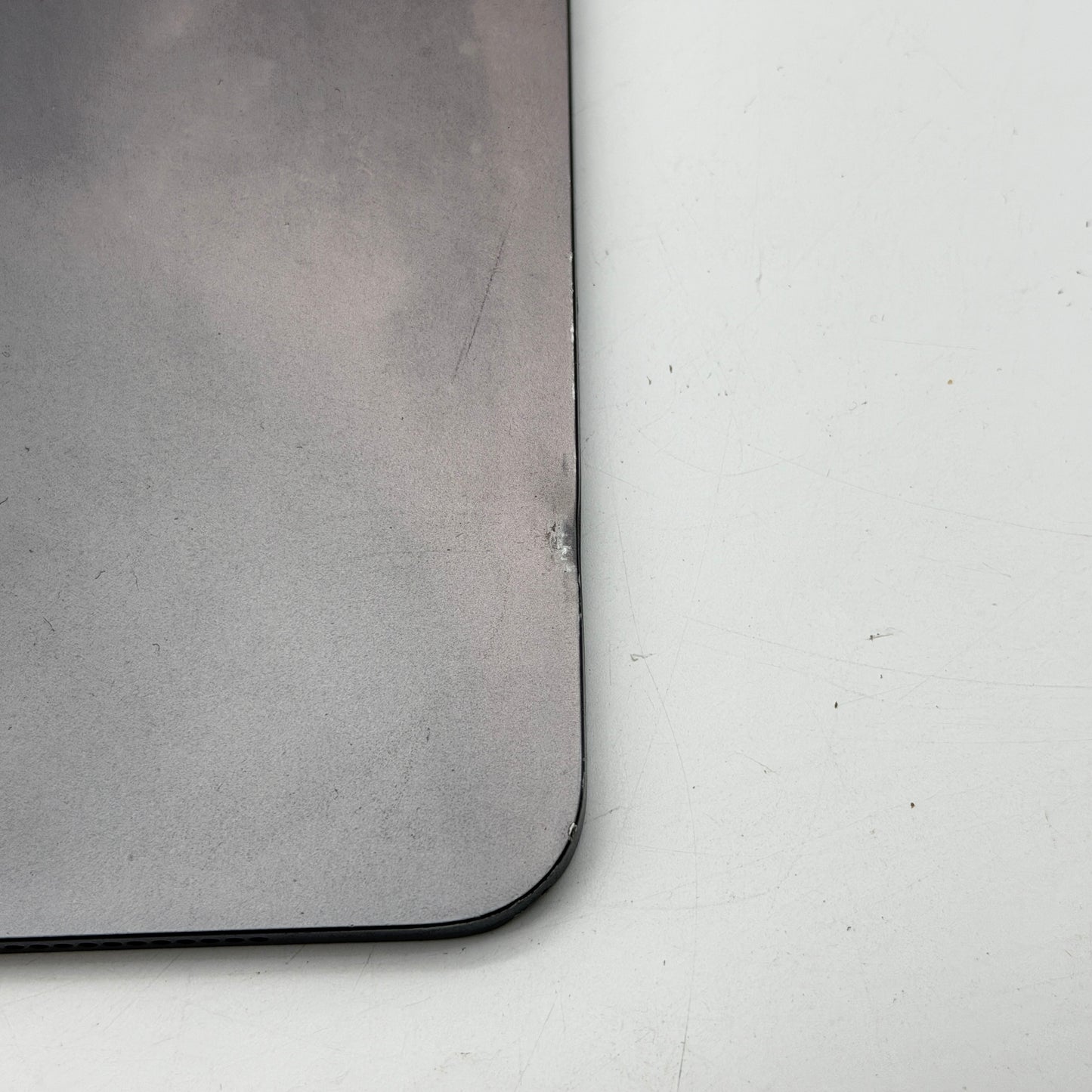 Apple iPad Pro 12.9-inch 3rd Gen A1876 64GB Wi-Fi Tablet - Broken