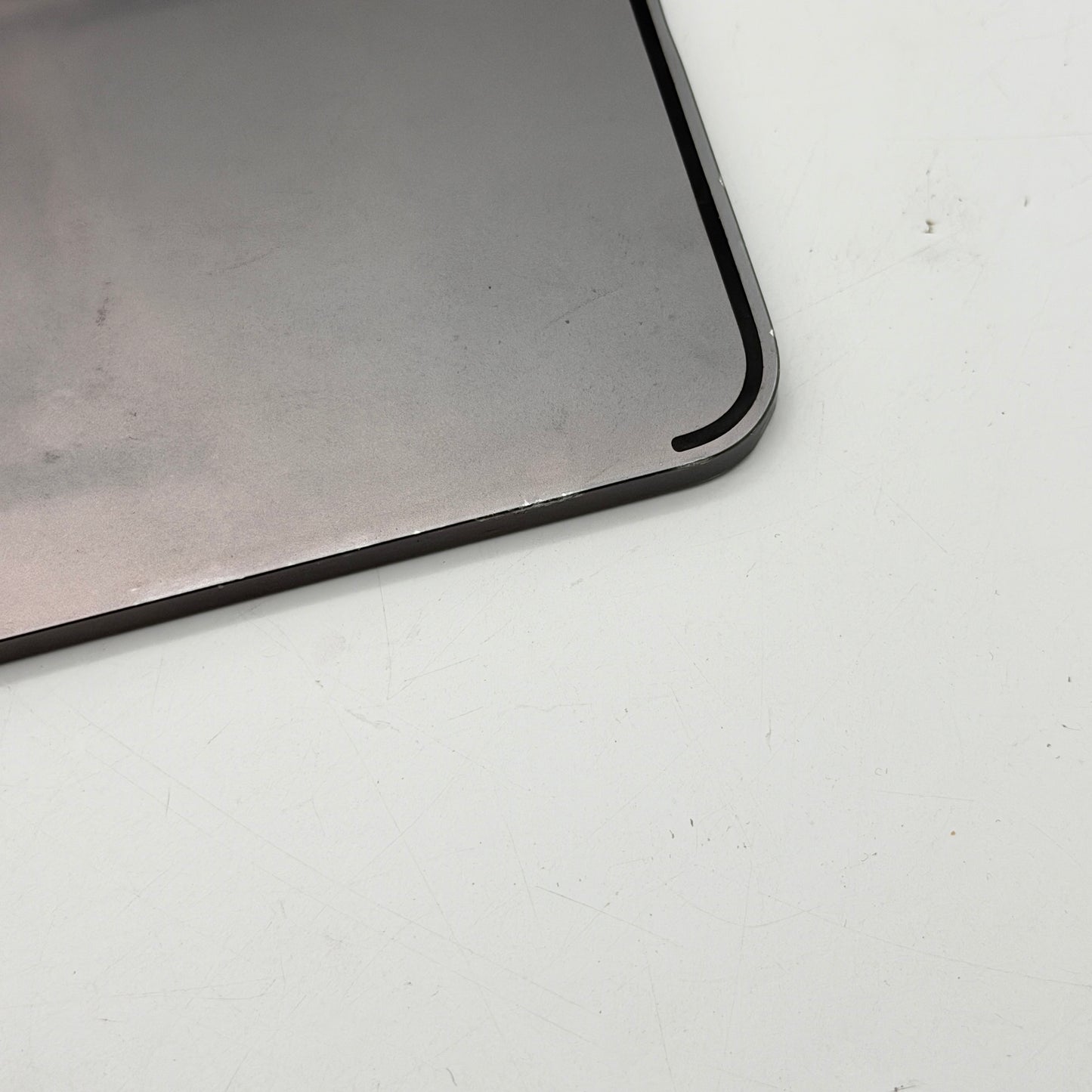 Apple iPad Pro 12.9-inch 3rd Gen A1876 64GB Wi-Fi Tablet - Broken