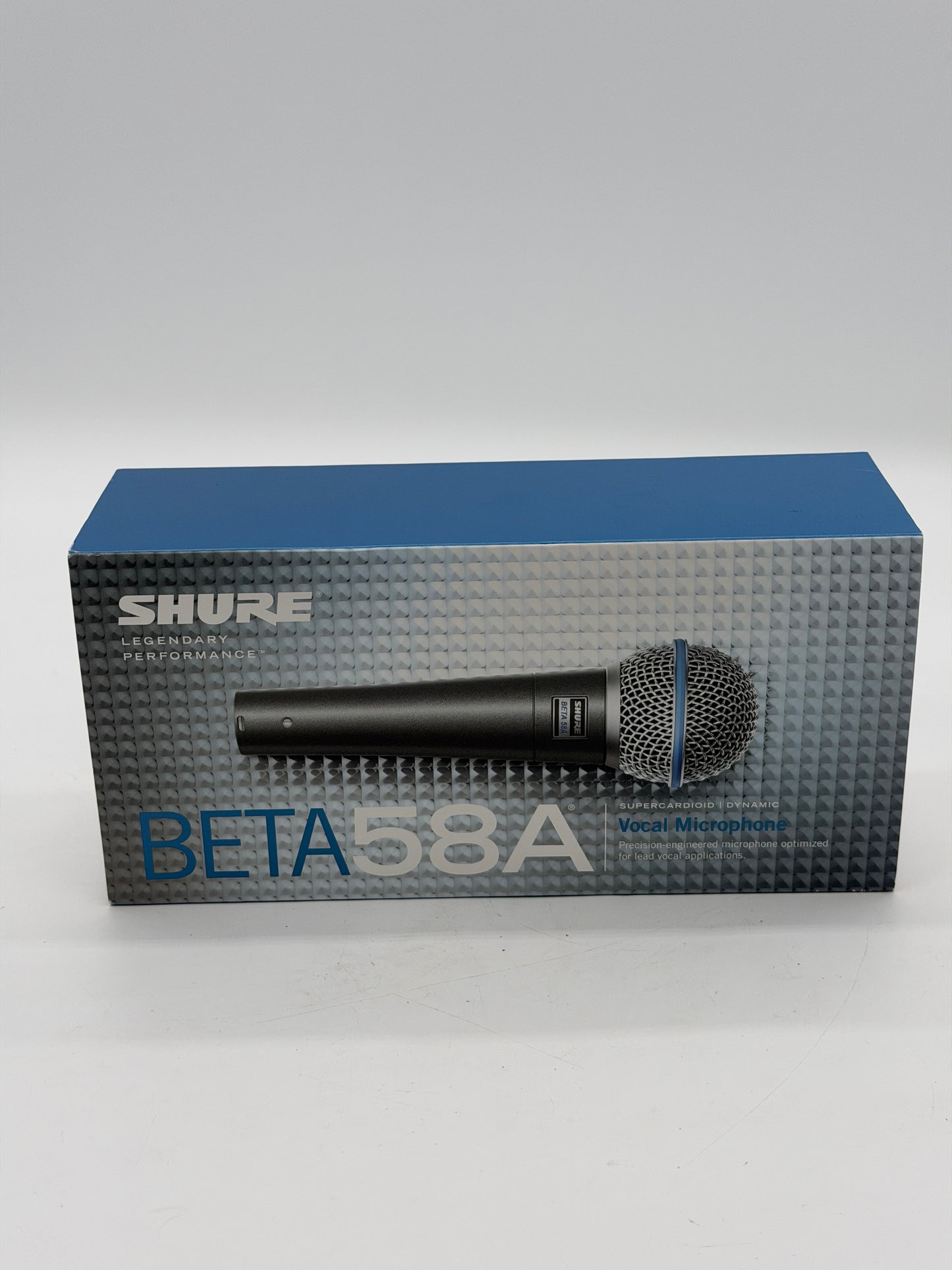 AUTHENTIC Shure BETA 58A Supercardioid Dynamic Vocal Microphone comes W / mount