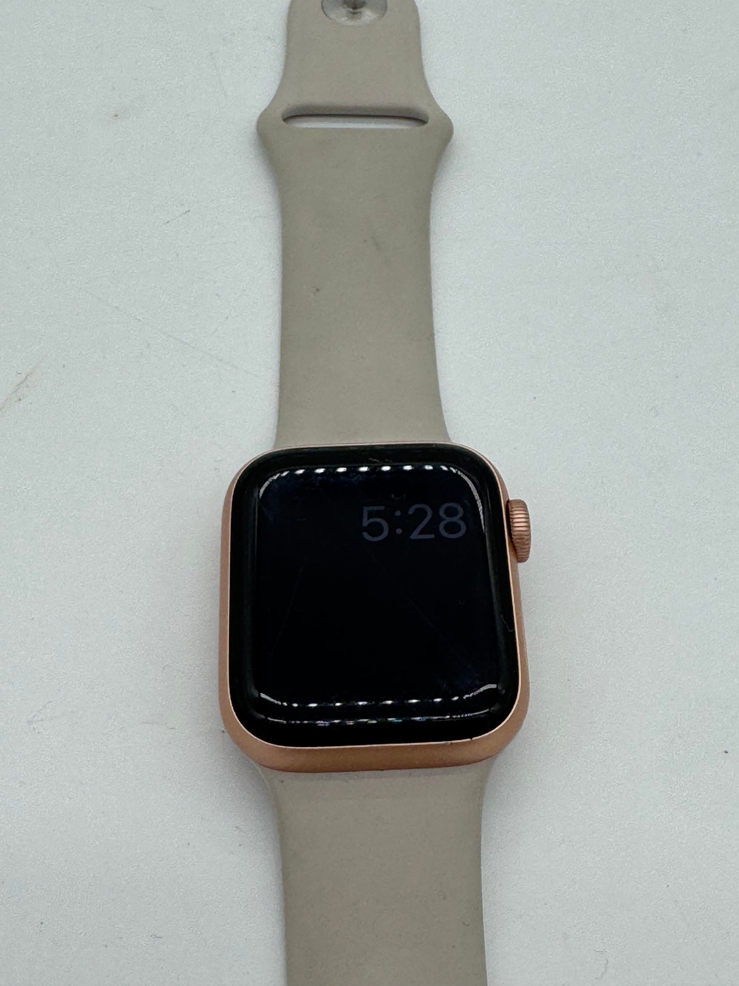 Apple SE Smart Watch 40mm White GPS Cellular Nike Loop Unlocked