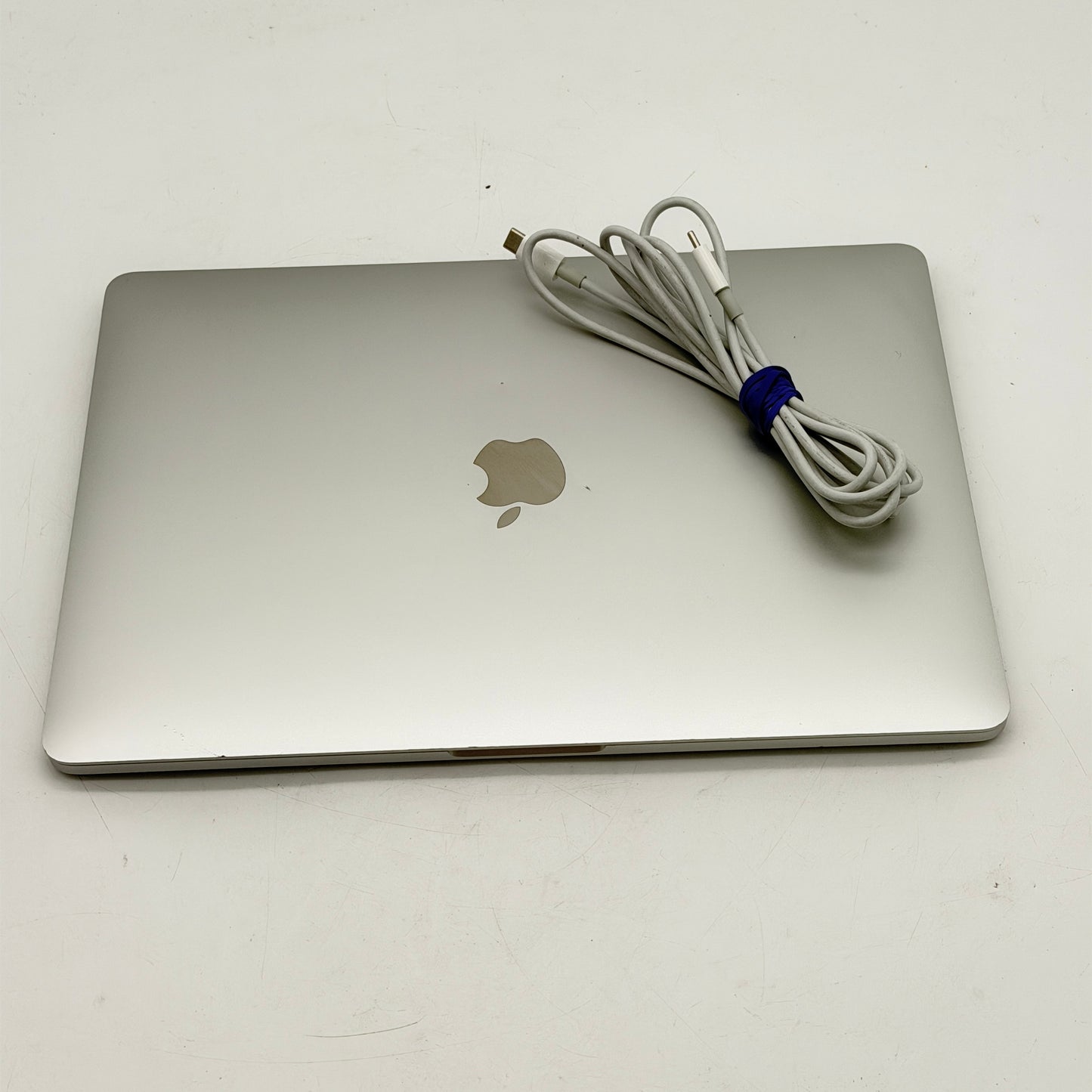 Apple MacBook Pro 13" M1 2020 Space Gray 8GB RAM 256GB SSD A2338 Touch Bar