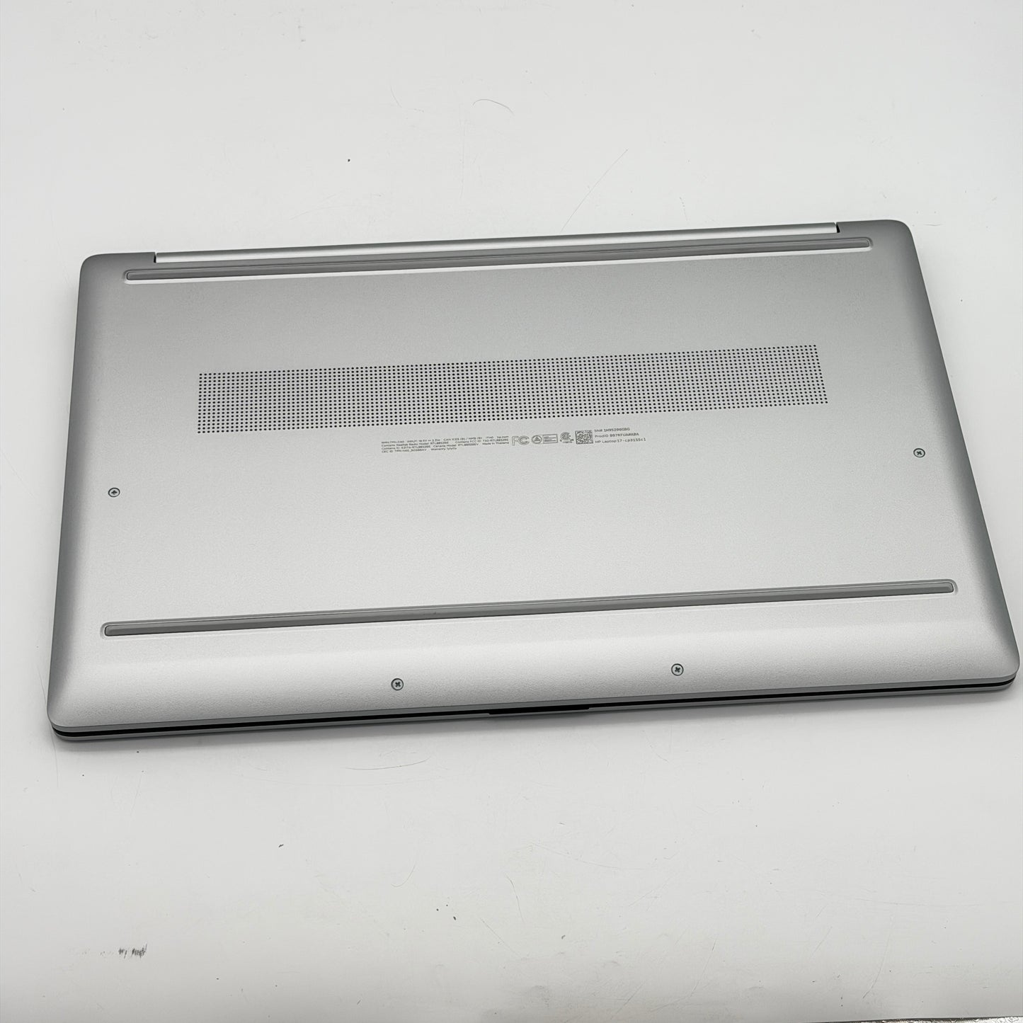 HP 17.3" Touch Laptop 17-cp3155cl Ryzen 5 7430U 16GB RAM 1TB SSD Silver OPEN BOX
