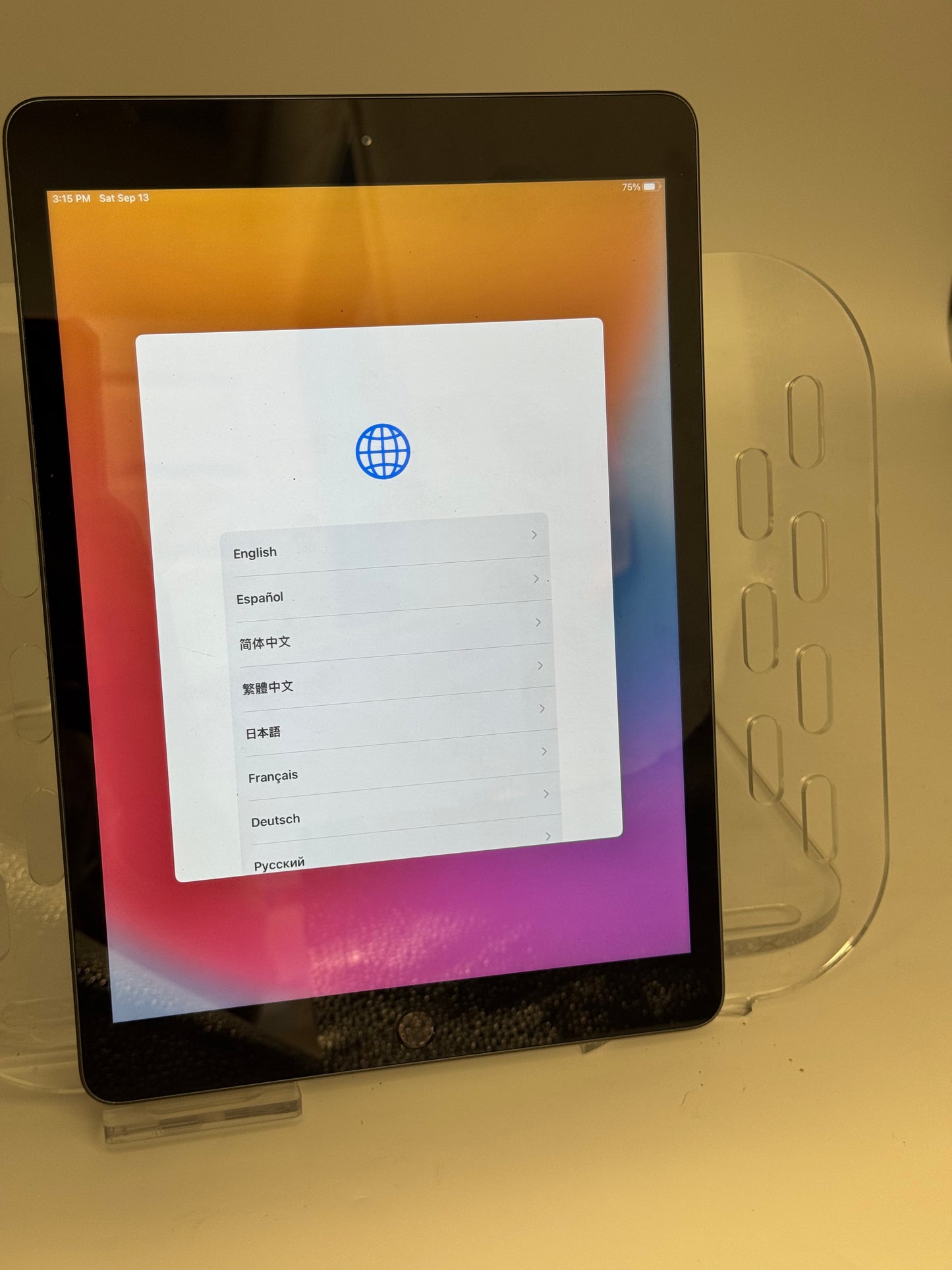 Apple iPad (8th Gen) A2270 32GB Space Gray Unlocked WiFi Tablet - Used