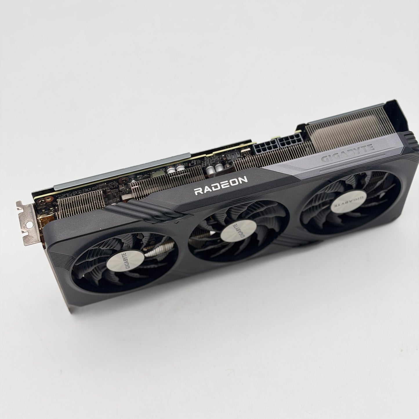 Gigabyte Radeon RX 7600 XT Gaming OC 16GB GDDR6 Graphics Card GPU TESTED Small Ding
