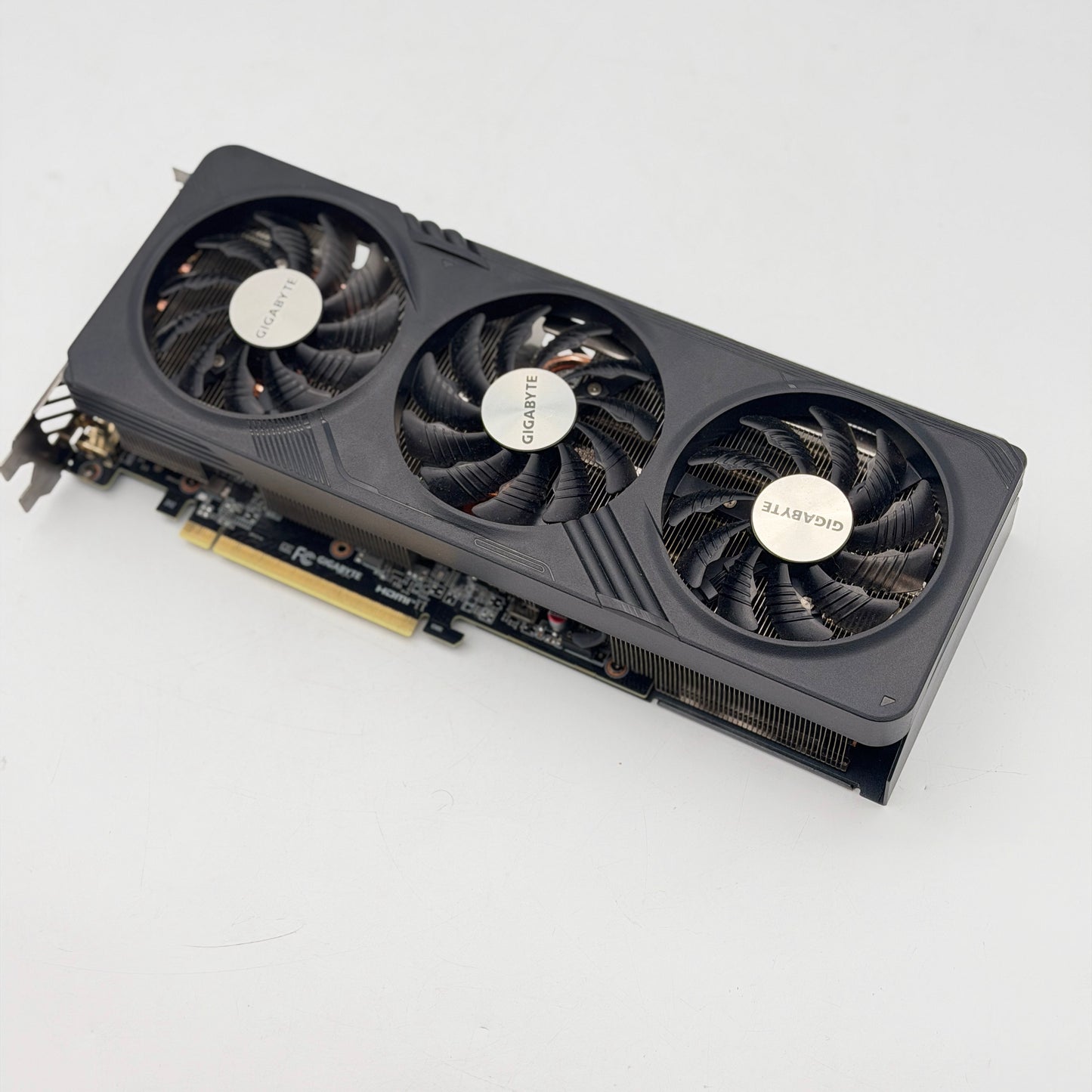 Gigabyte Radeon RX 7600 XT Gaming OC 16GB GDDR6 Graphics Card GPU TESTED Small Ding