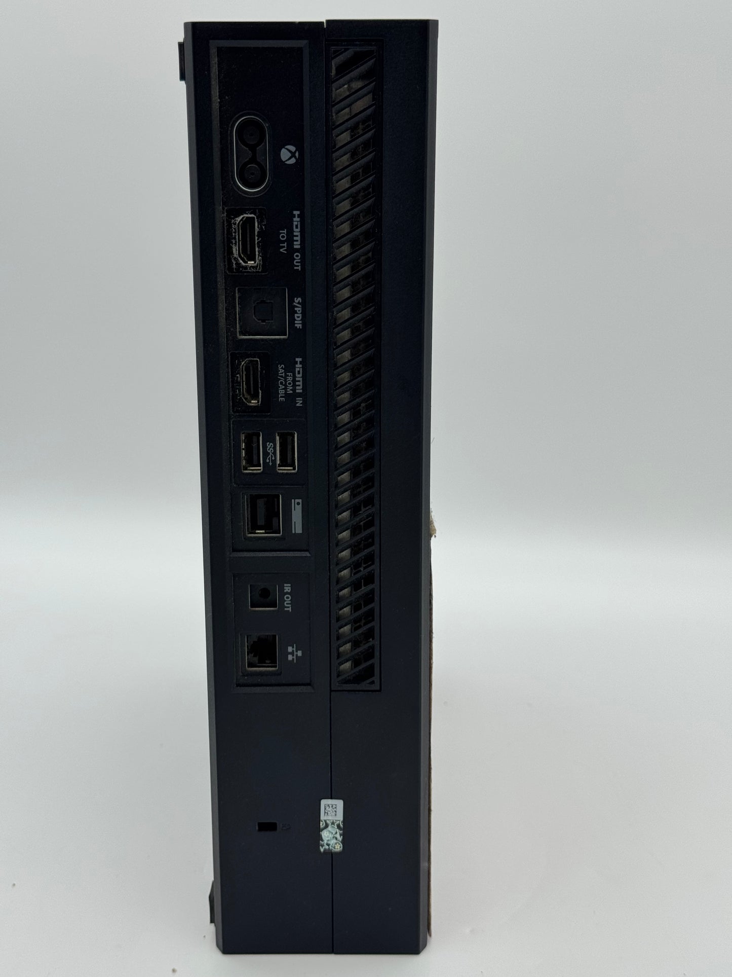 Microsoft Xbox One 2013 500GB Black Model 1540 Video Game System