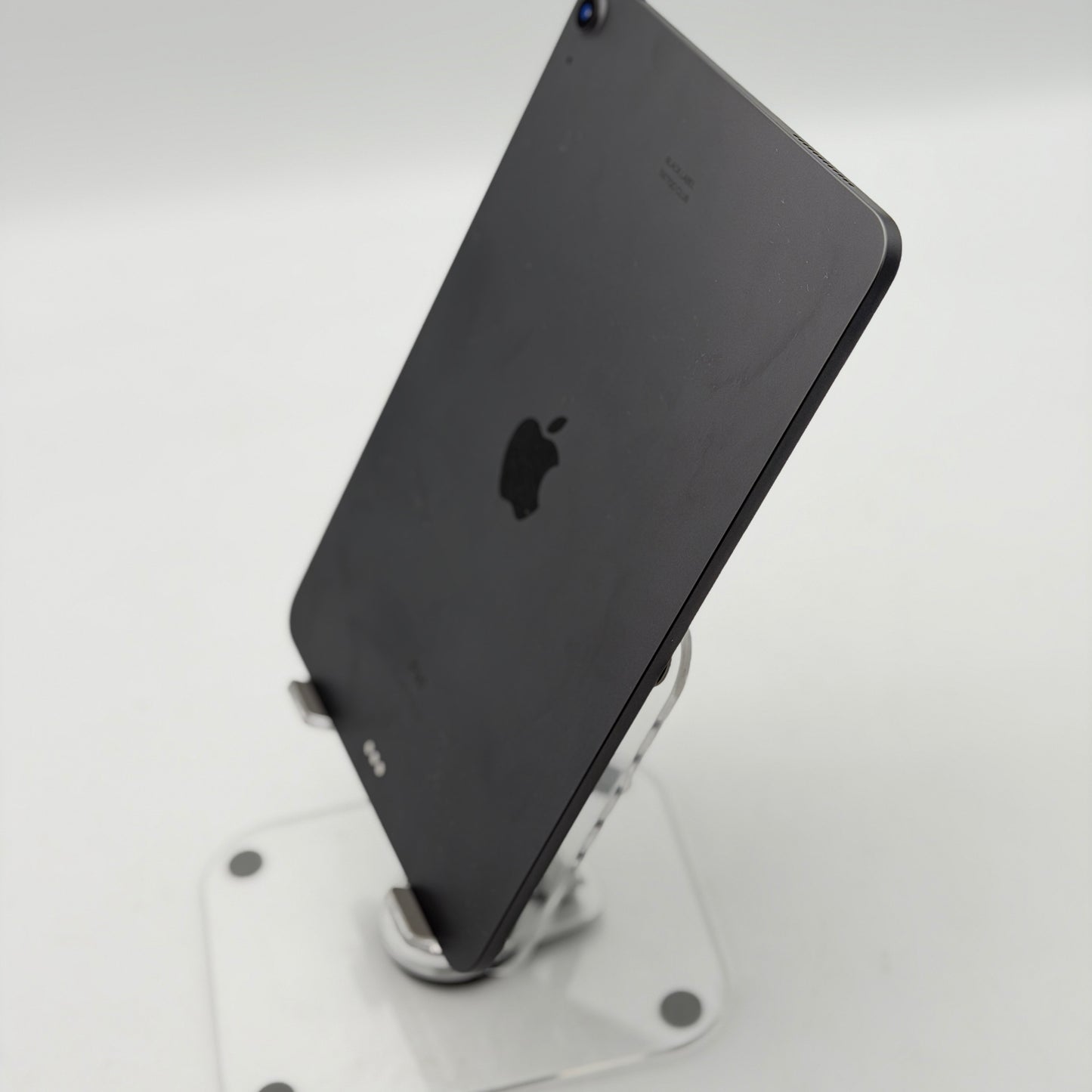Apple iPad Air 4 64GB Space Gray A2316 w/ Magic Keyboard & Pencil 2 - Grade A