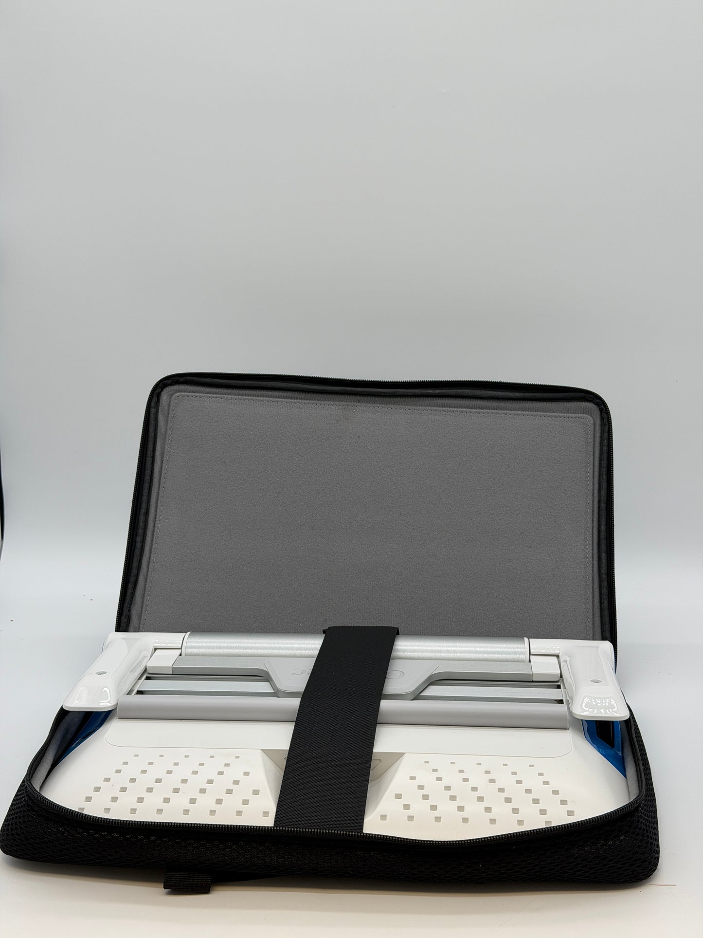 Optelec Traveller HD 13.3" Portable Magnifier - Multi-Colored - New No Box